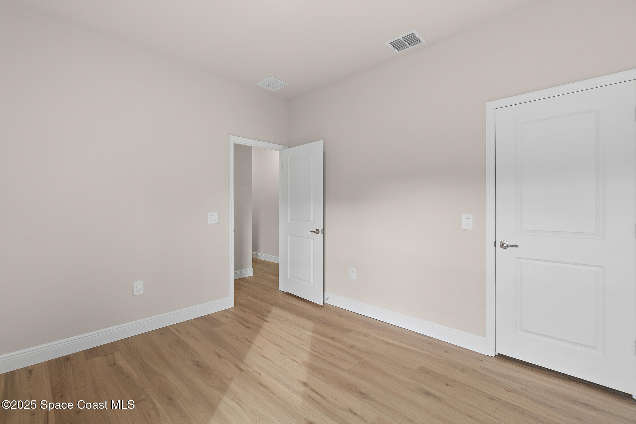 874 Cornelia Avenue SE