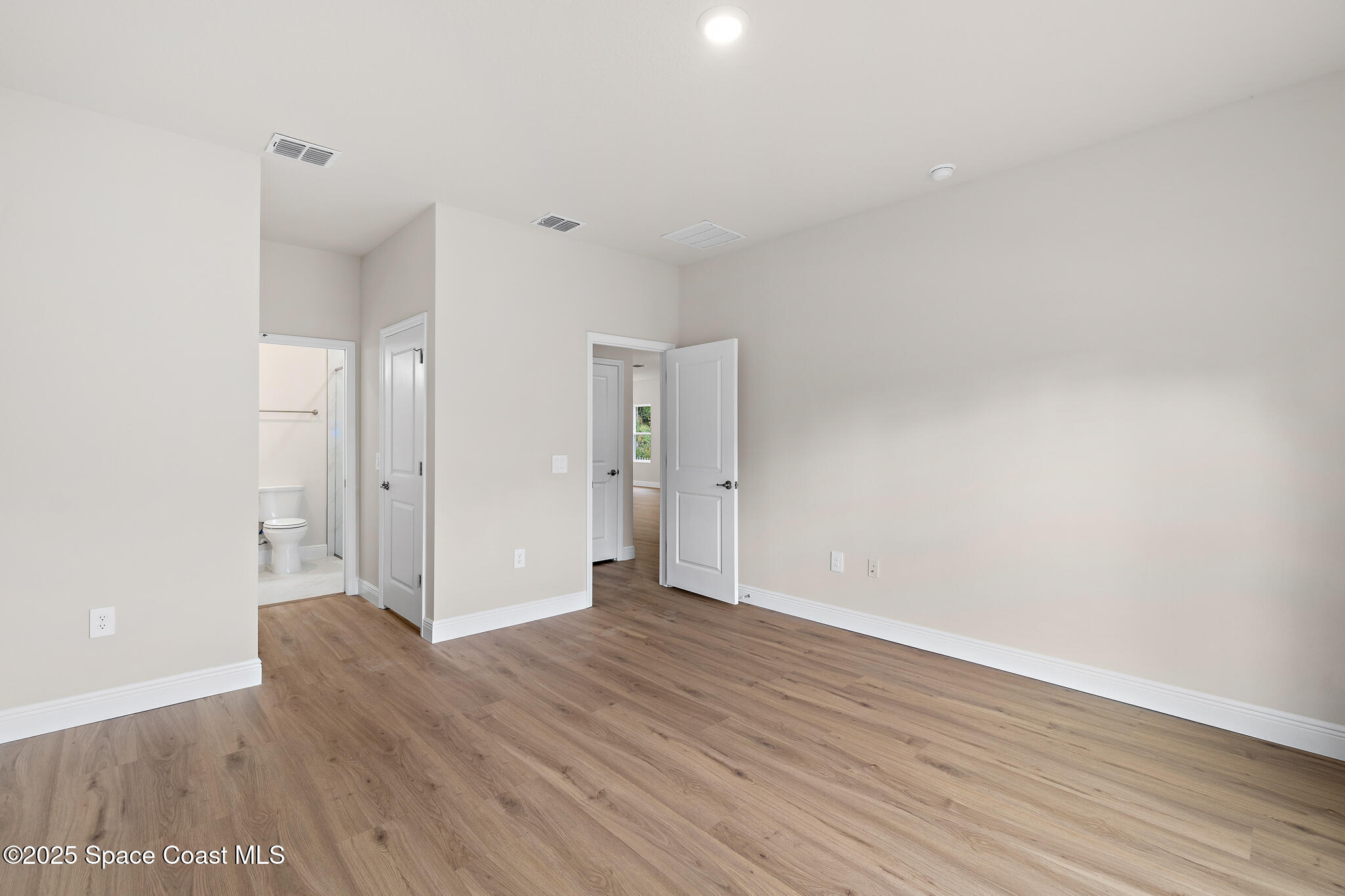 874 Cornelia Avenue SE