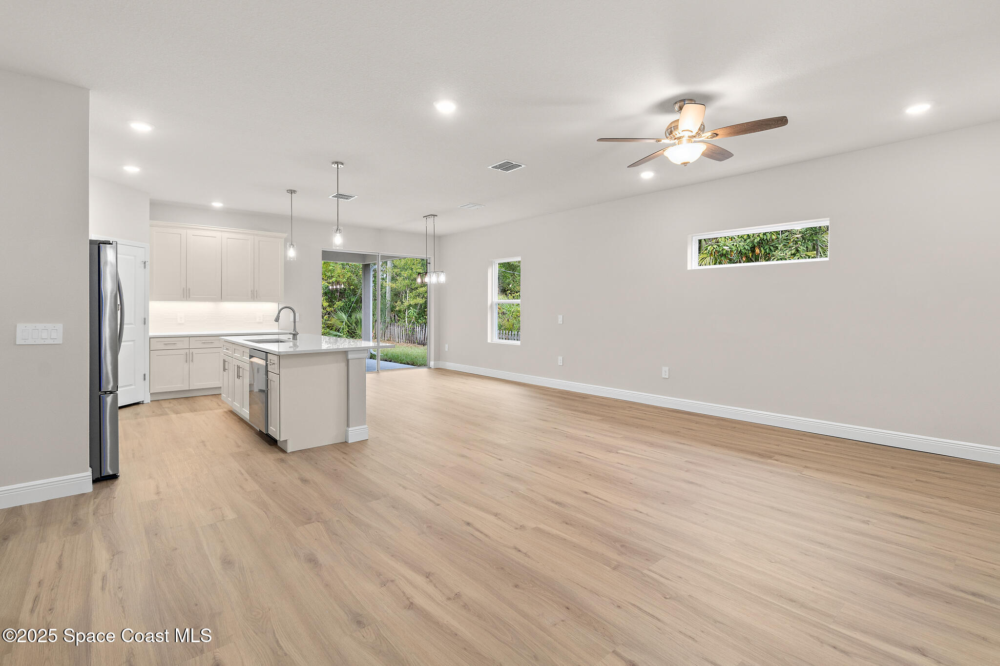 874 Cornelia Avenue SE