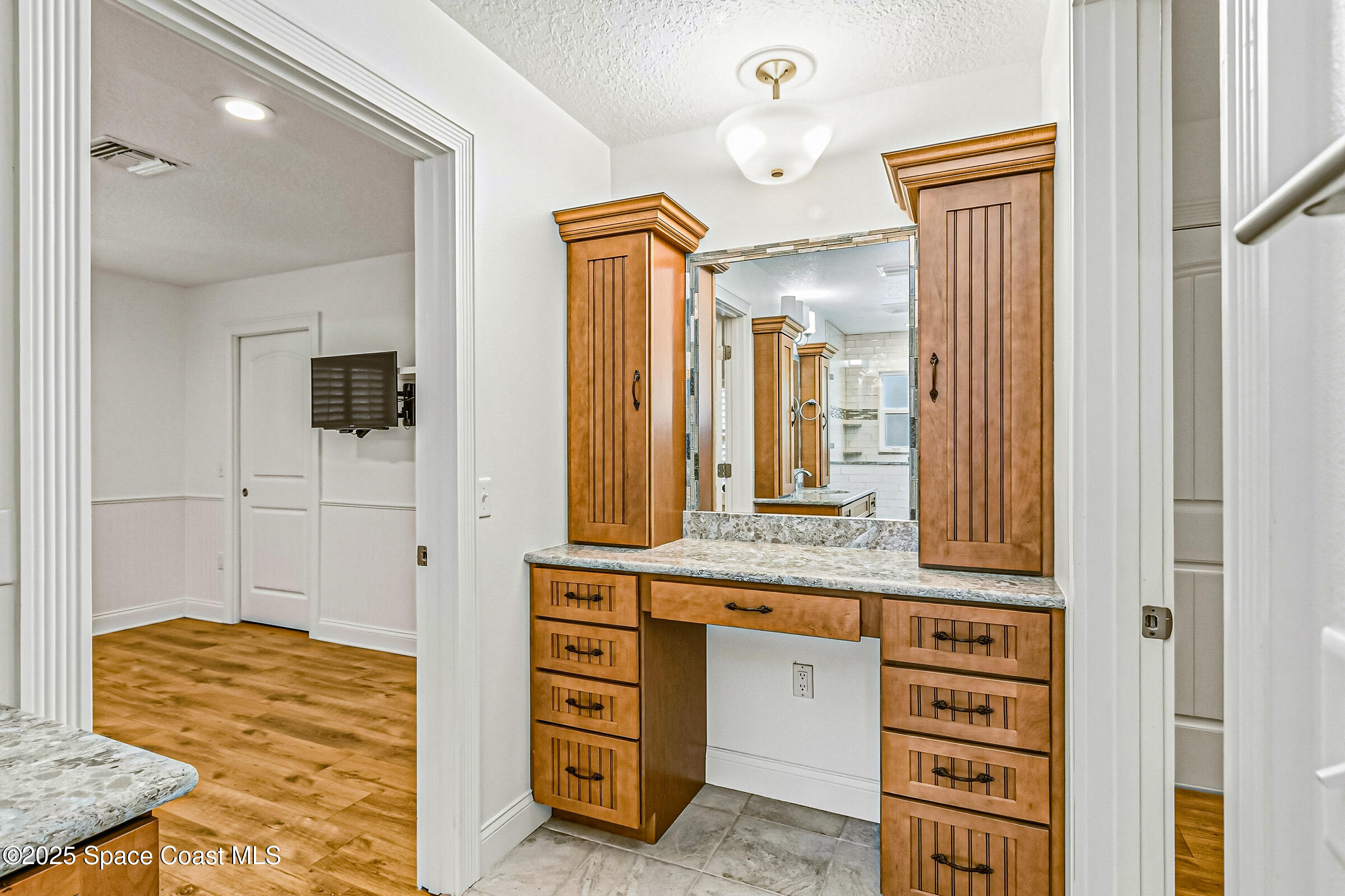 5430 Amy Way