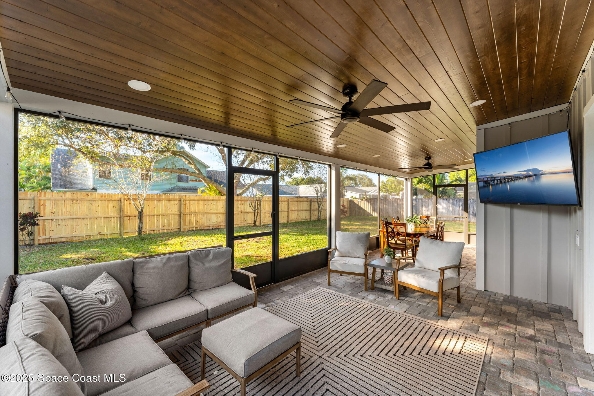 2525 Forest Run Drive