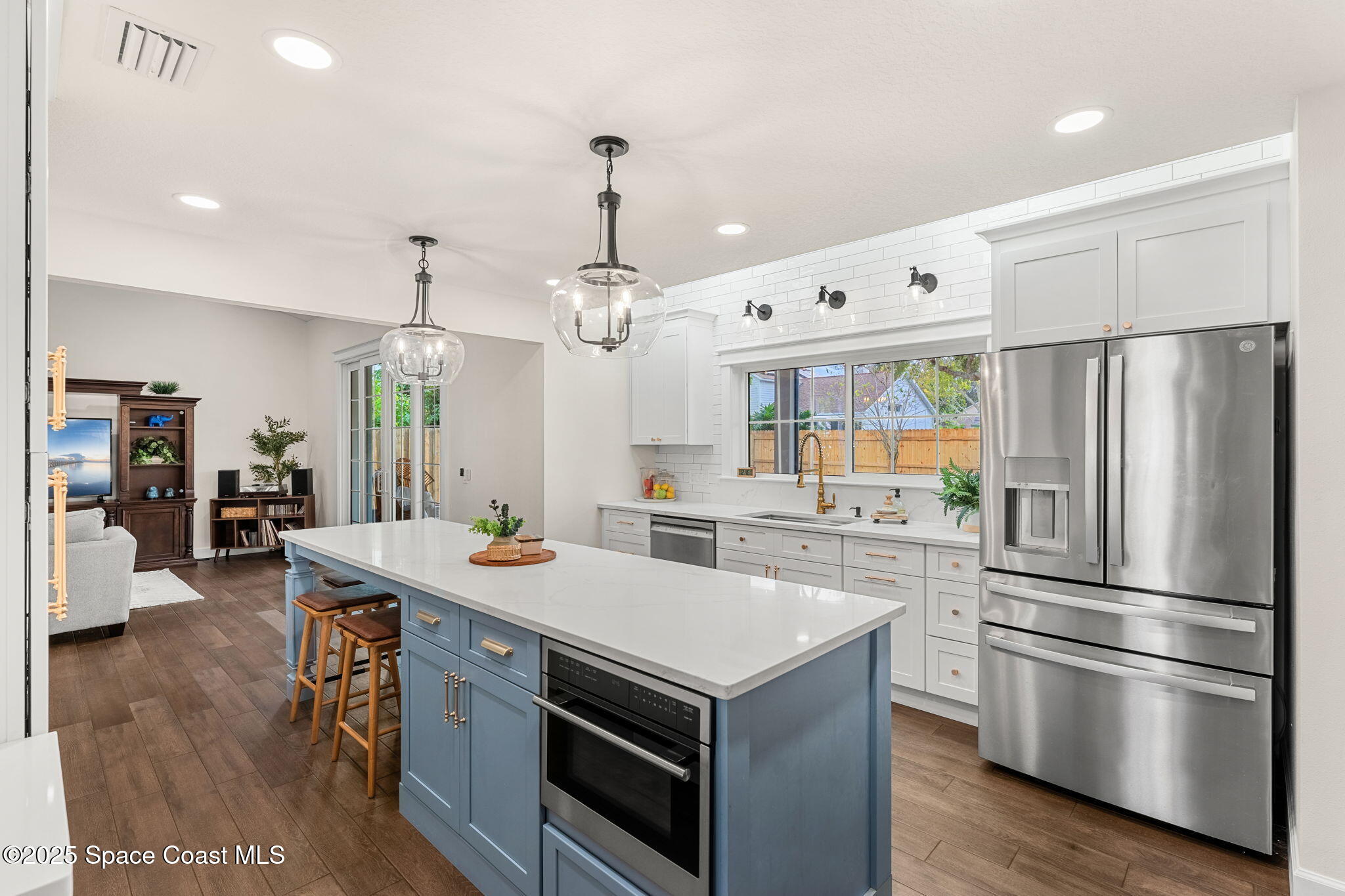 2525 Forest Run Drive