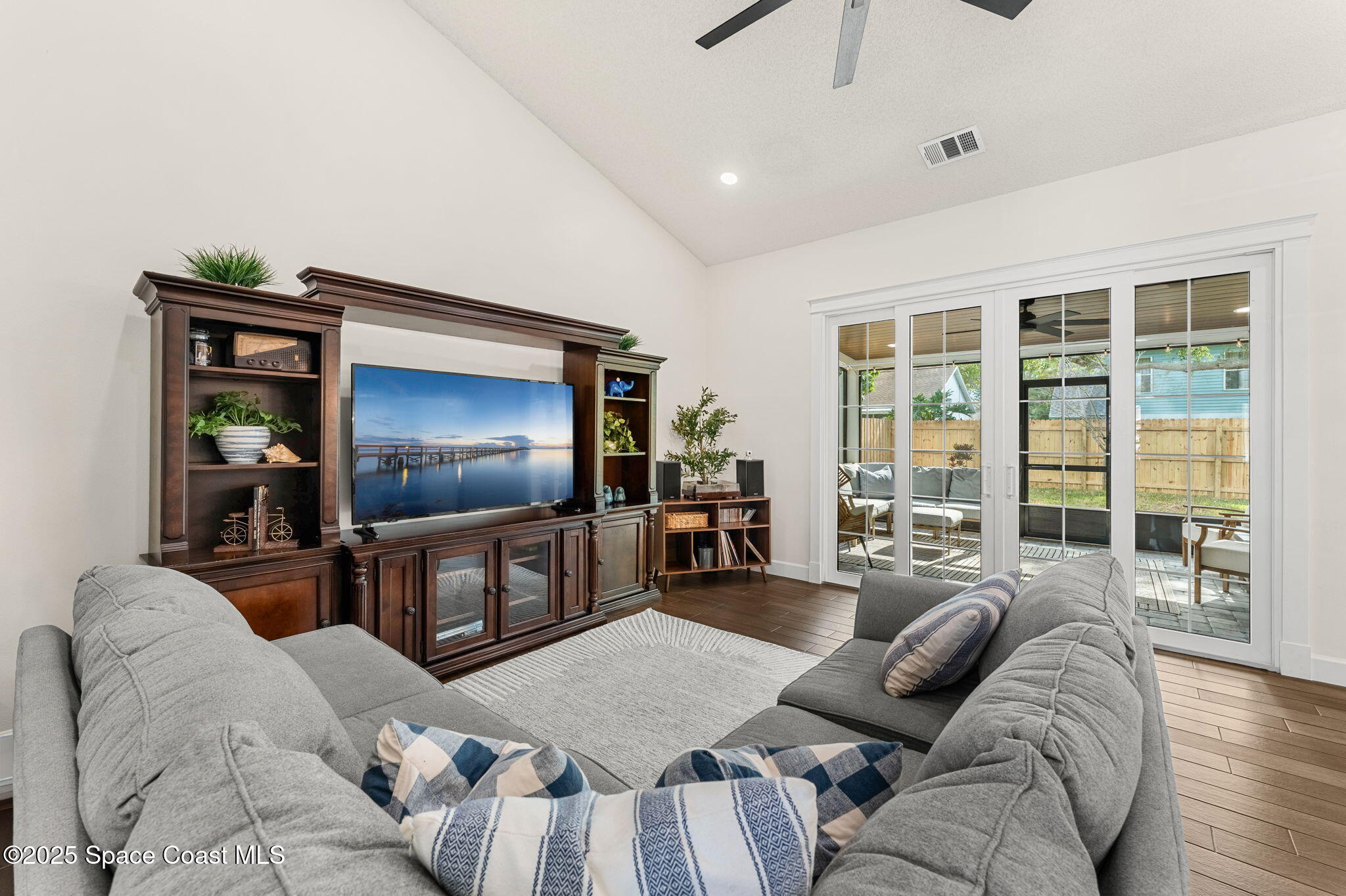 2525 Forest Run Drive