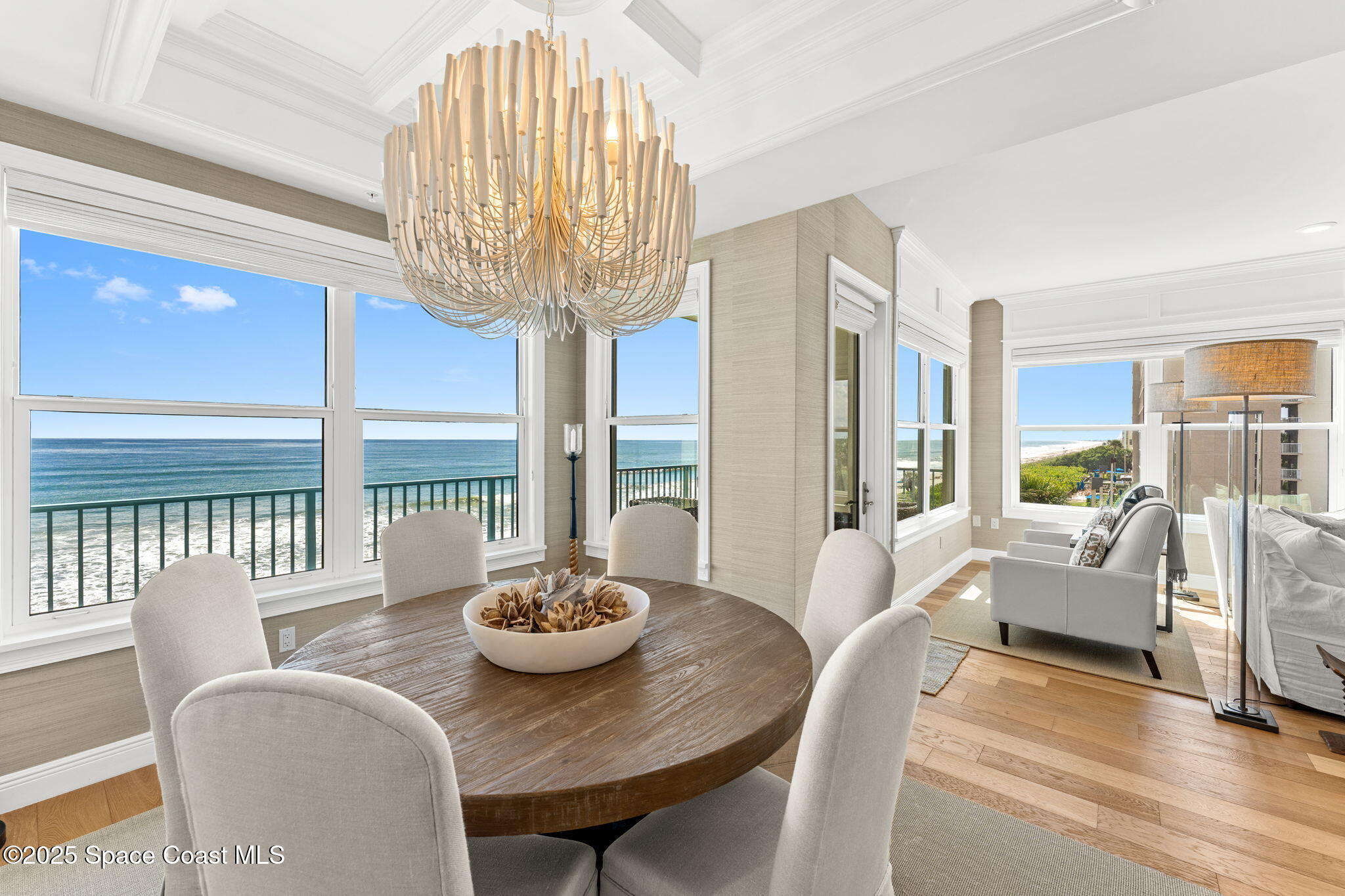 1725 N Highway A1A 402