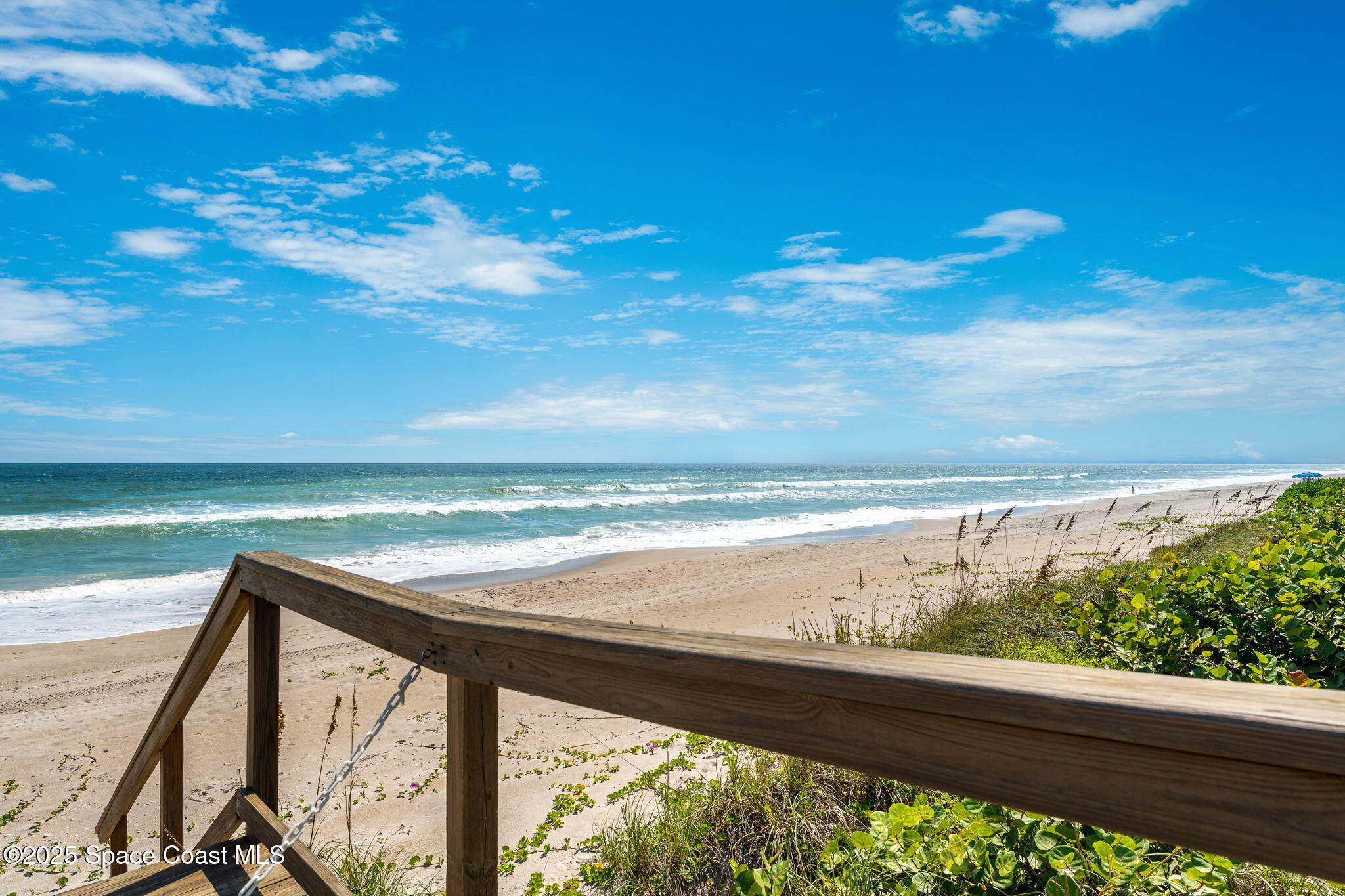 1725 N Highway A1A 402