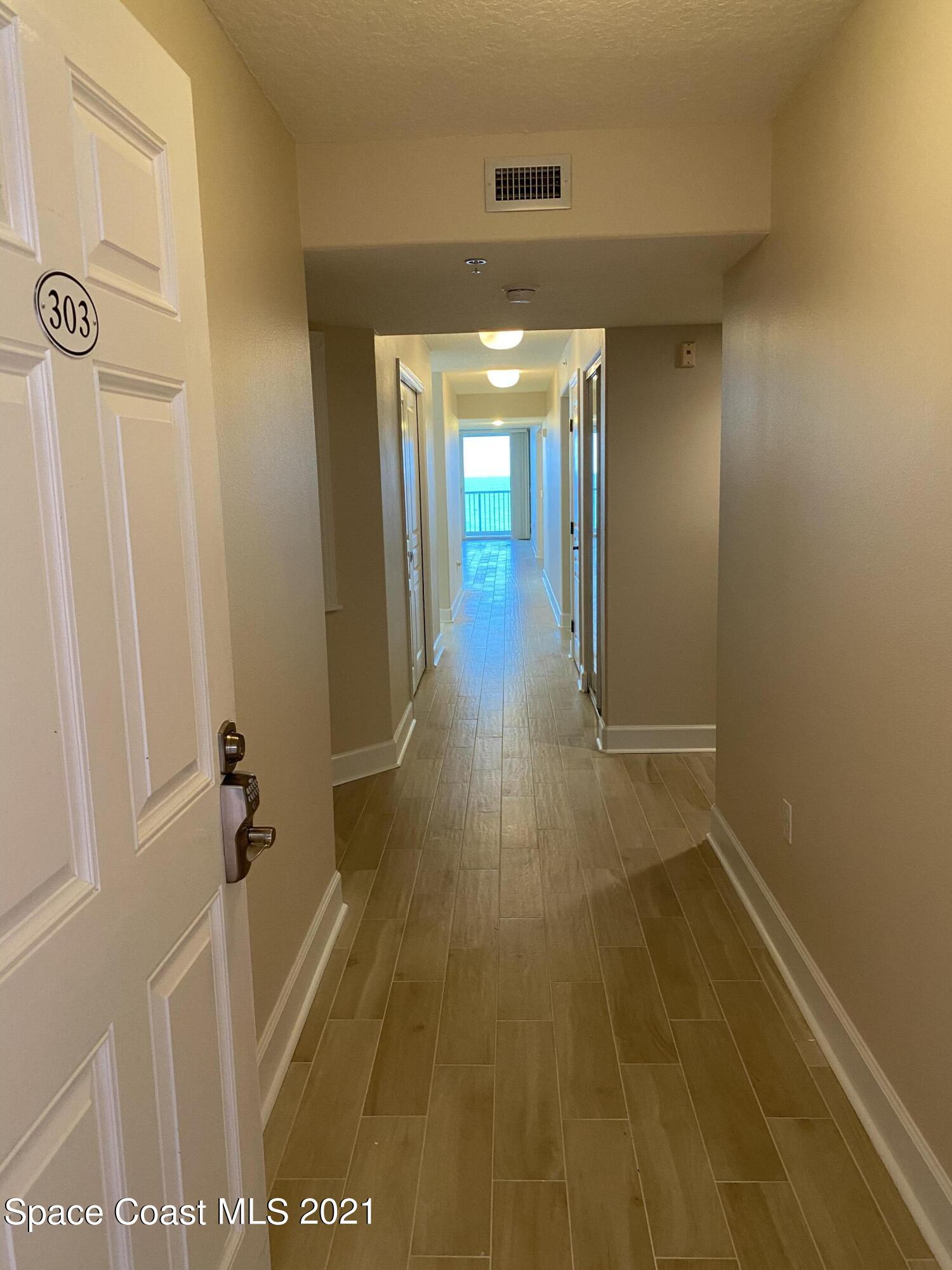 735 N Highway A1a 303
