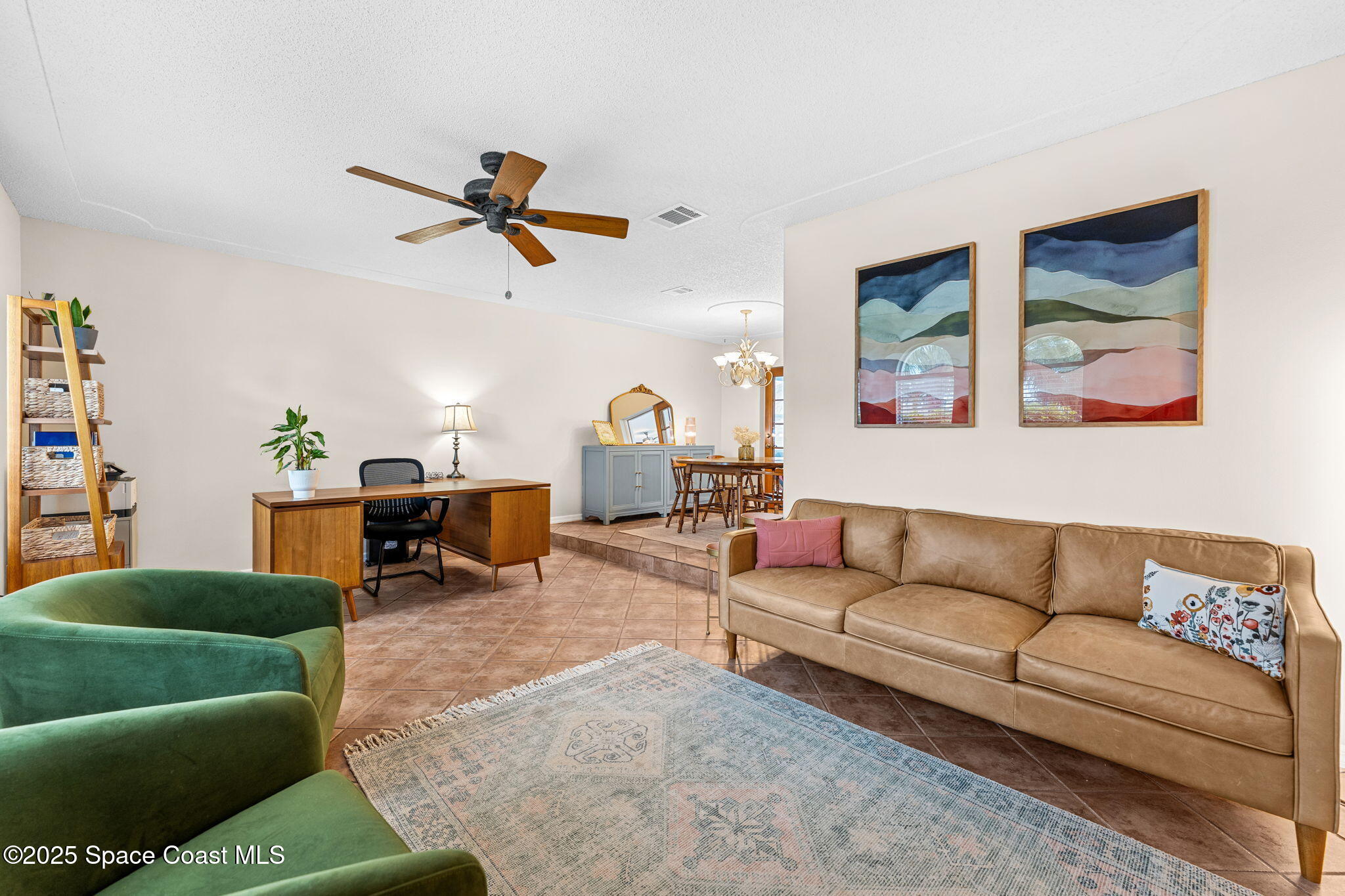 509 W Amherst Circle