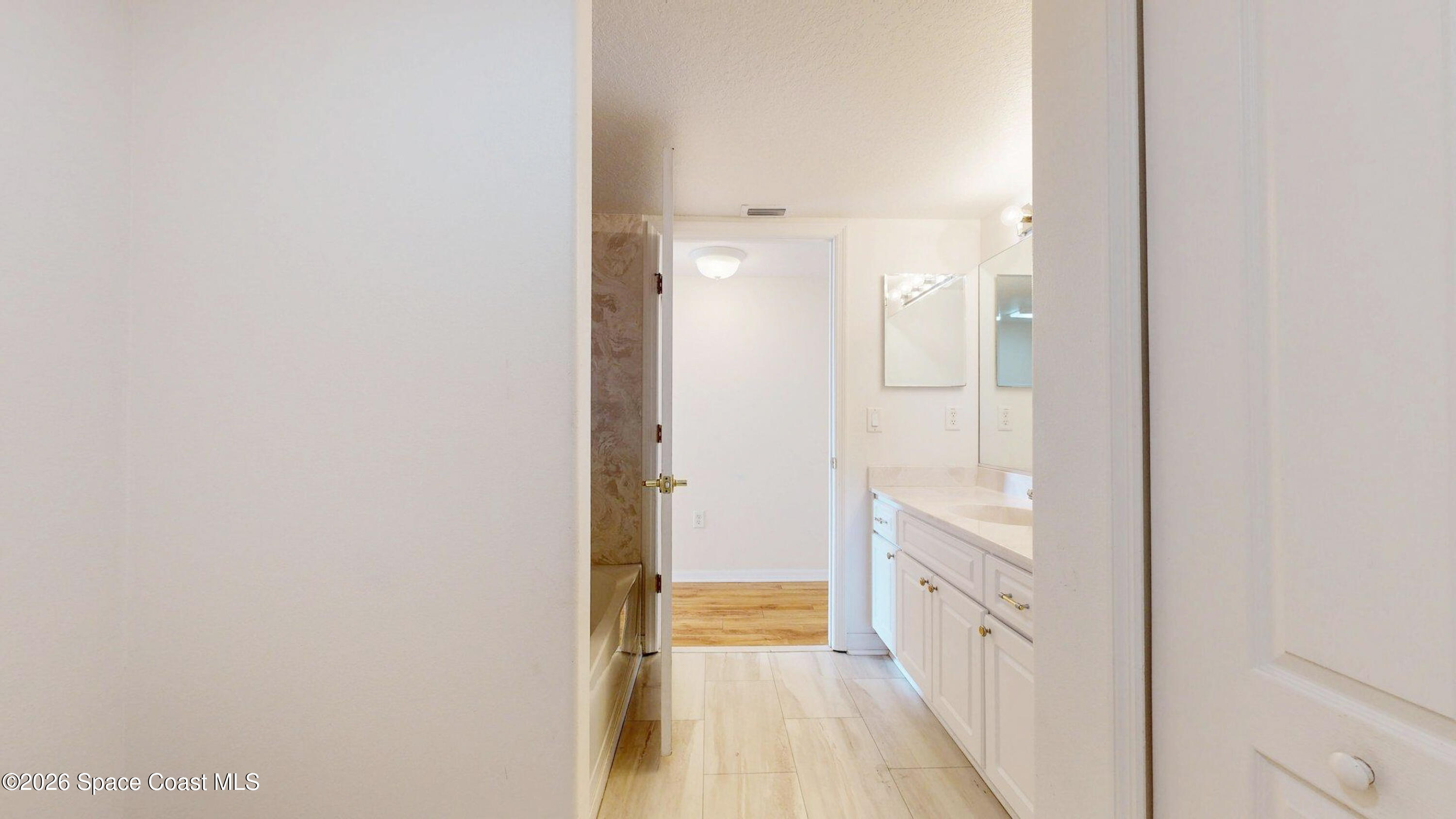 8924 Puerto Del Rio Drive 501