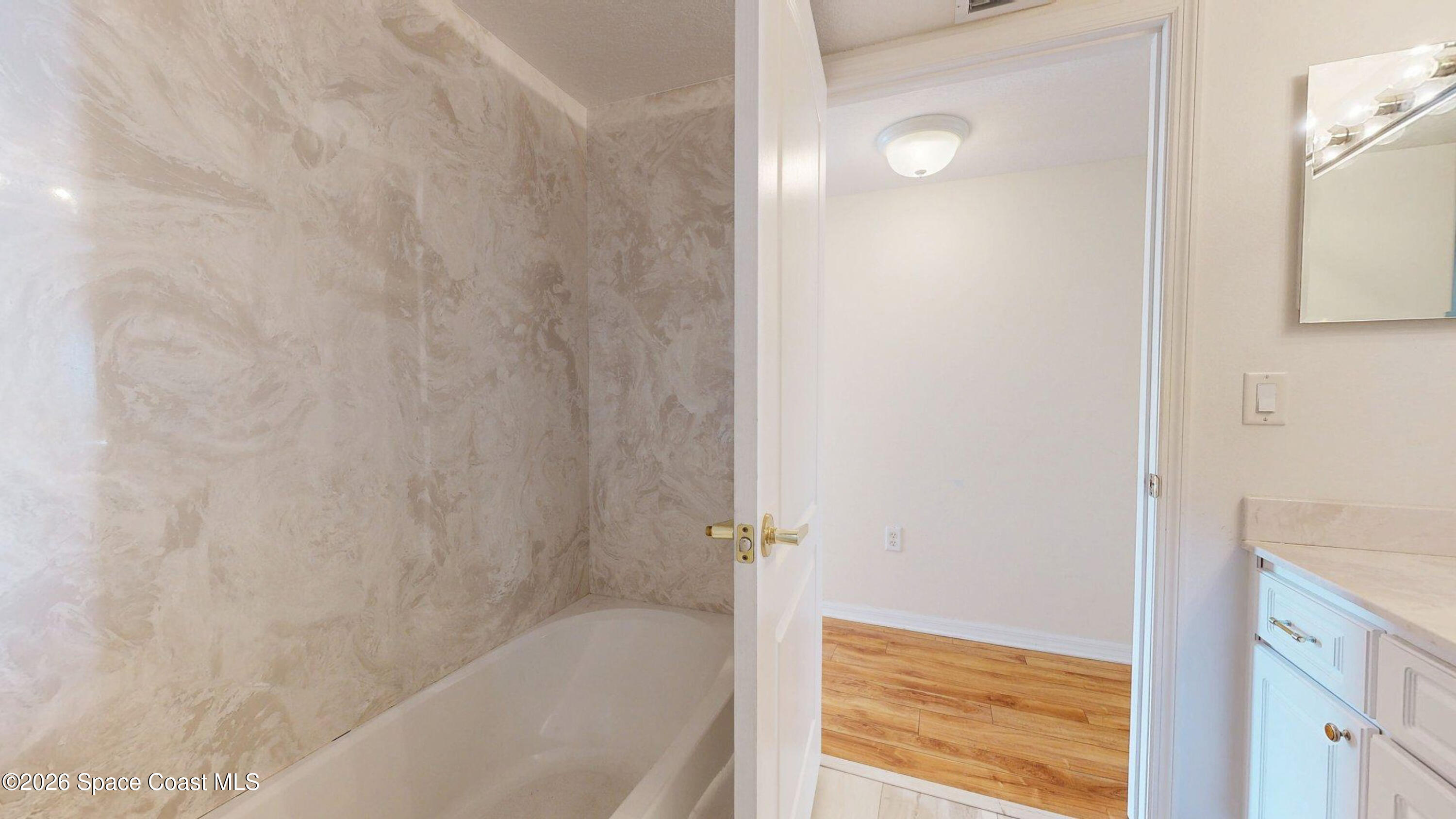 8924 Puerto Del Rio Drive 501