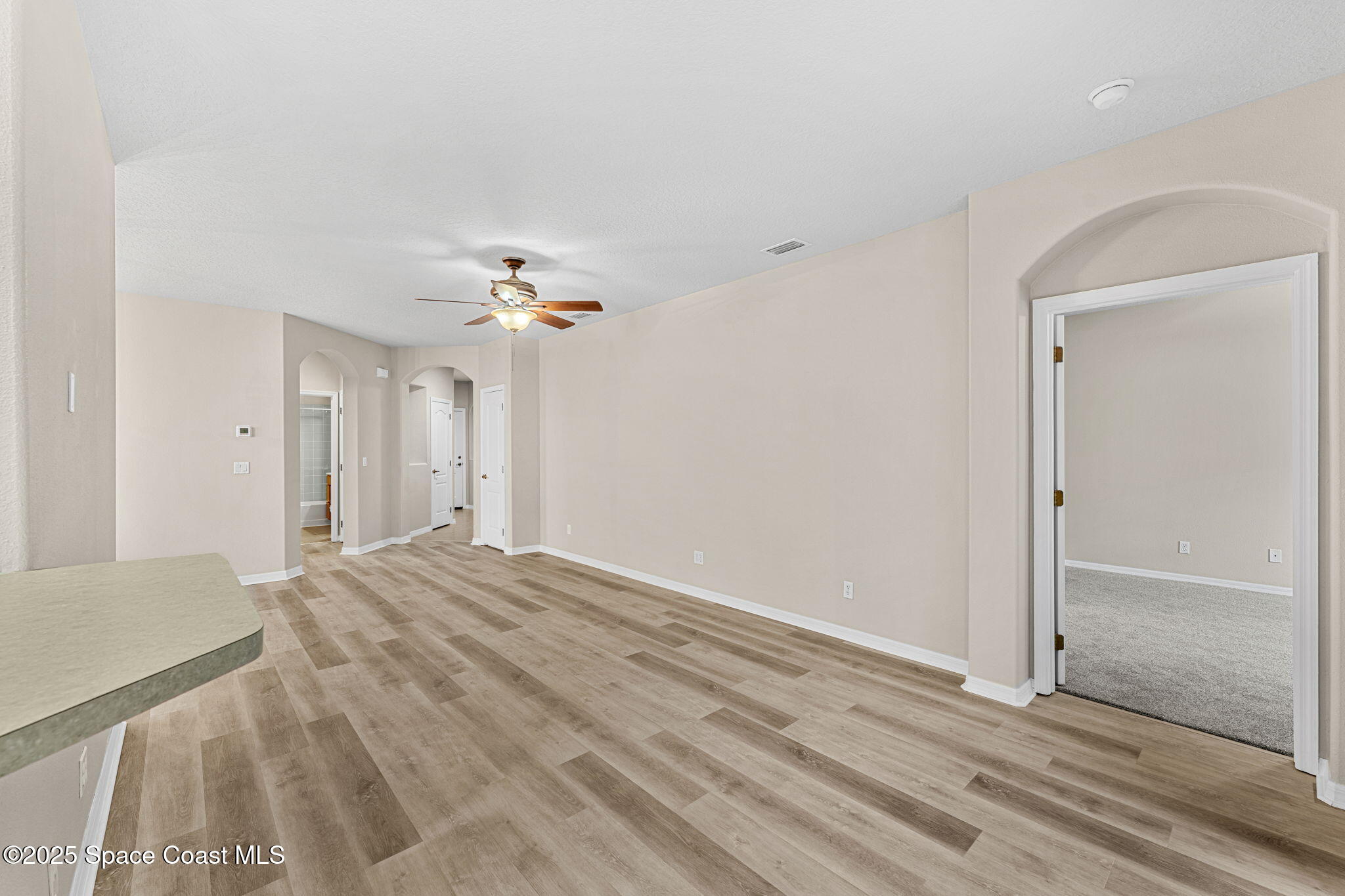 1050 Venetian Drive 105