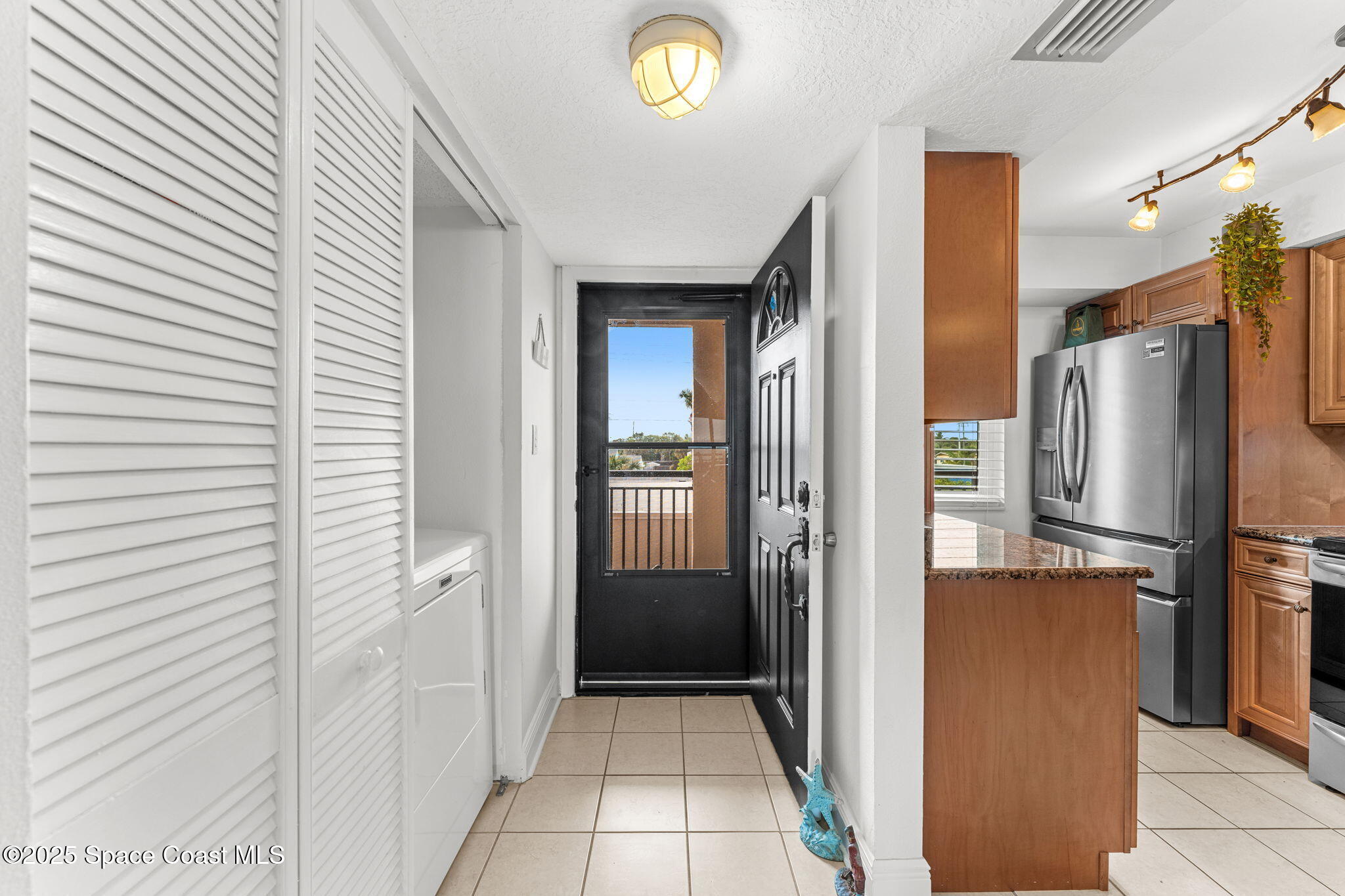 1305 S Atlantic Avenue 260