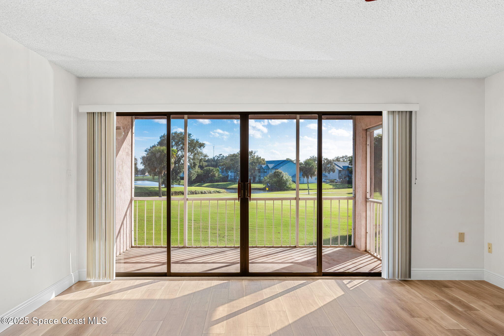 2727 N Wickham Road 202-8