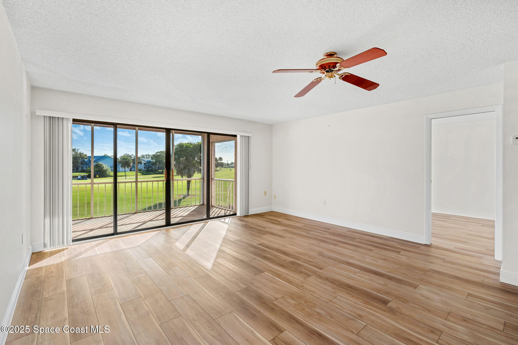 2727 N Wickham Road 202-8