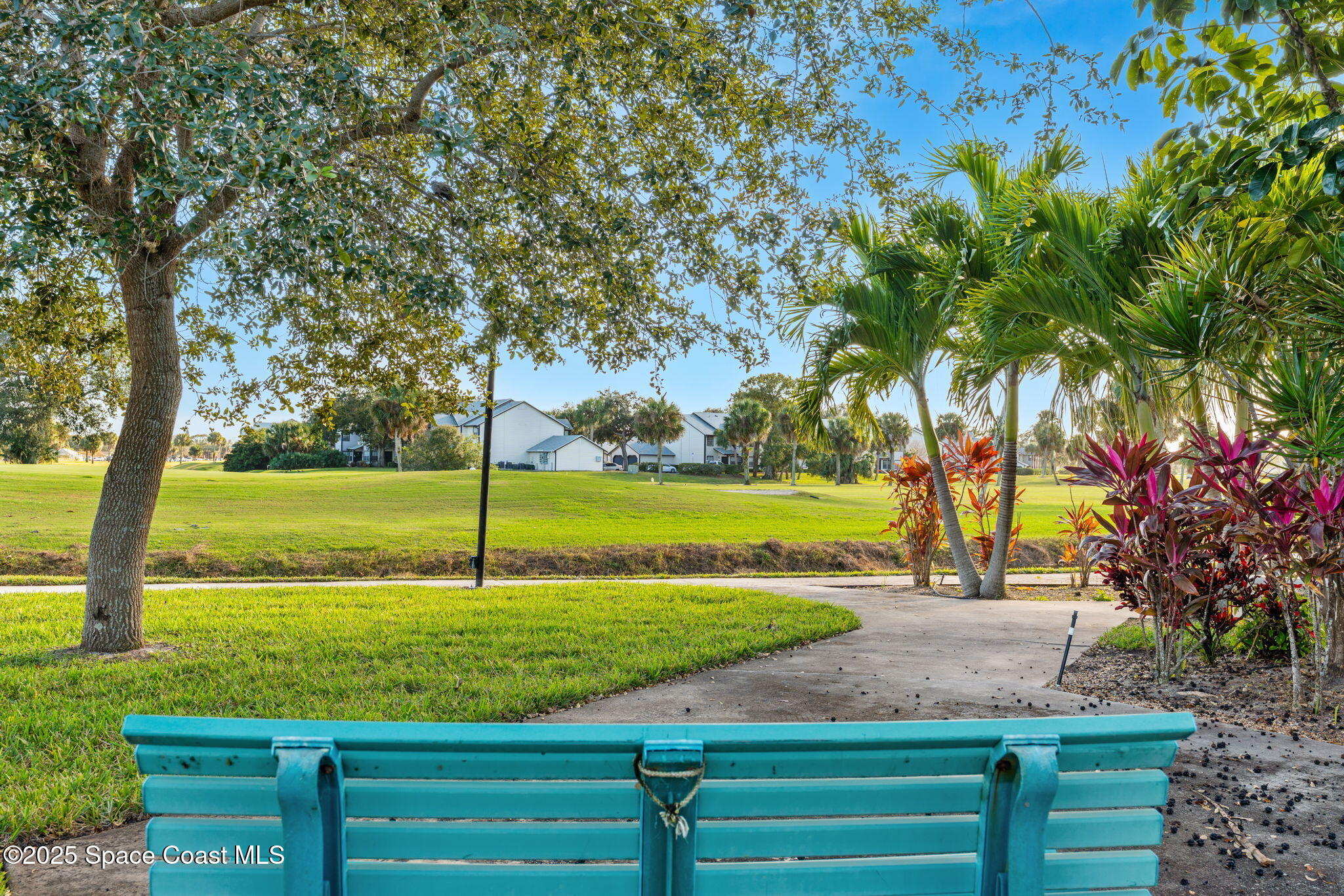 2727 N Wickham Road 202-8