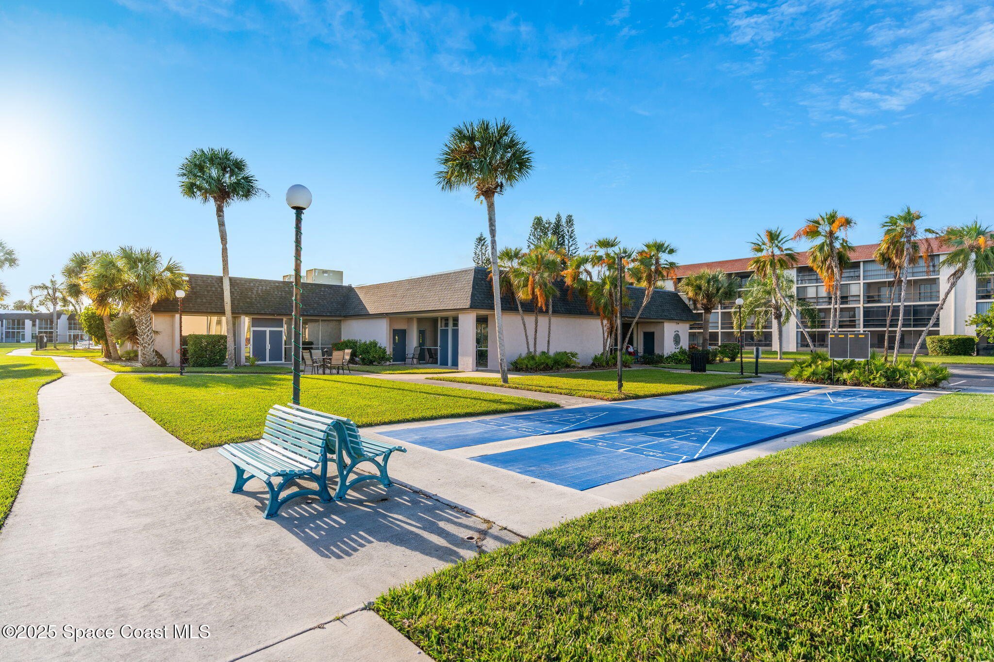 2727 N Wickham Road 202-8