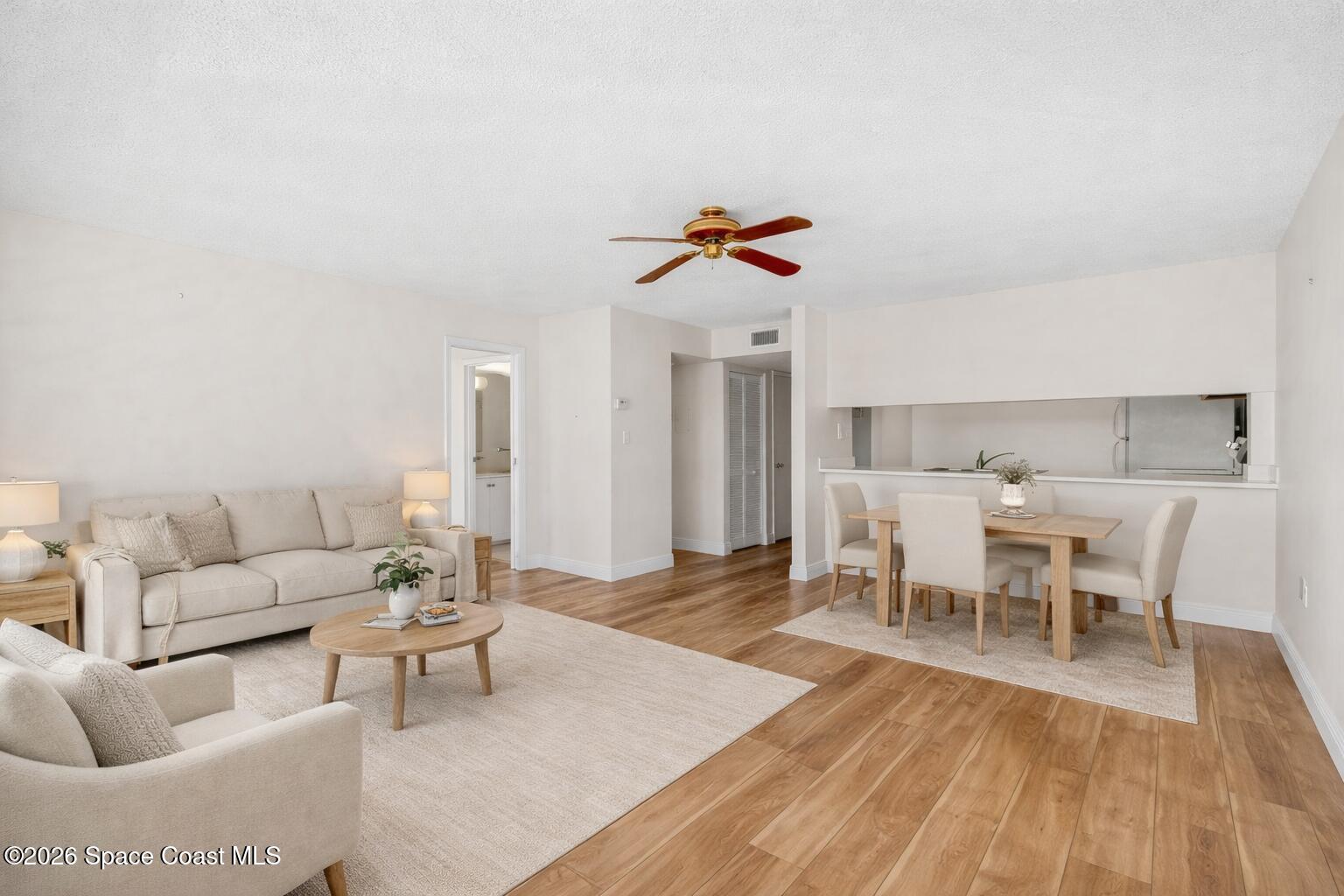 2727 N Wickham Road 202-8