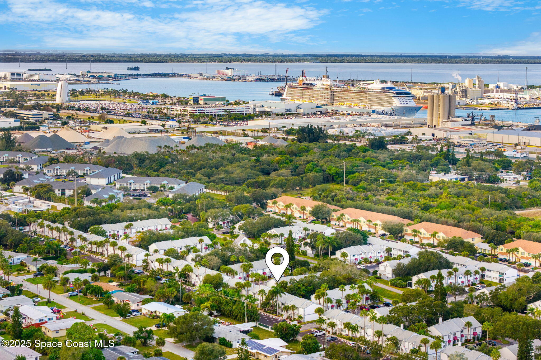 233 Seaport Boulevard T76