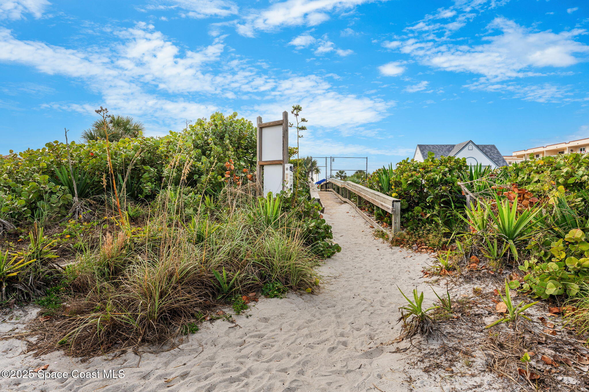 233 Seaport Boulevard T76