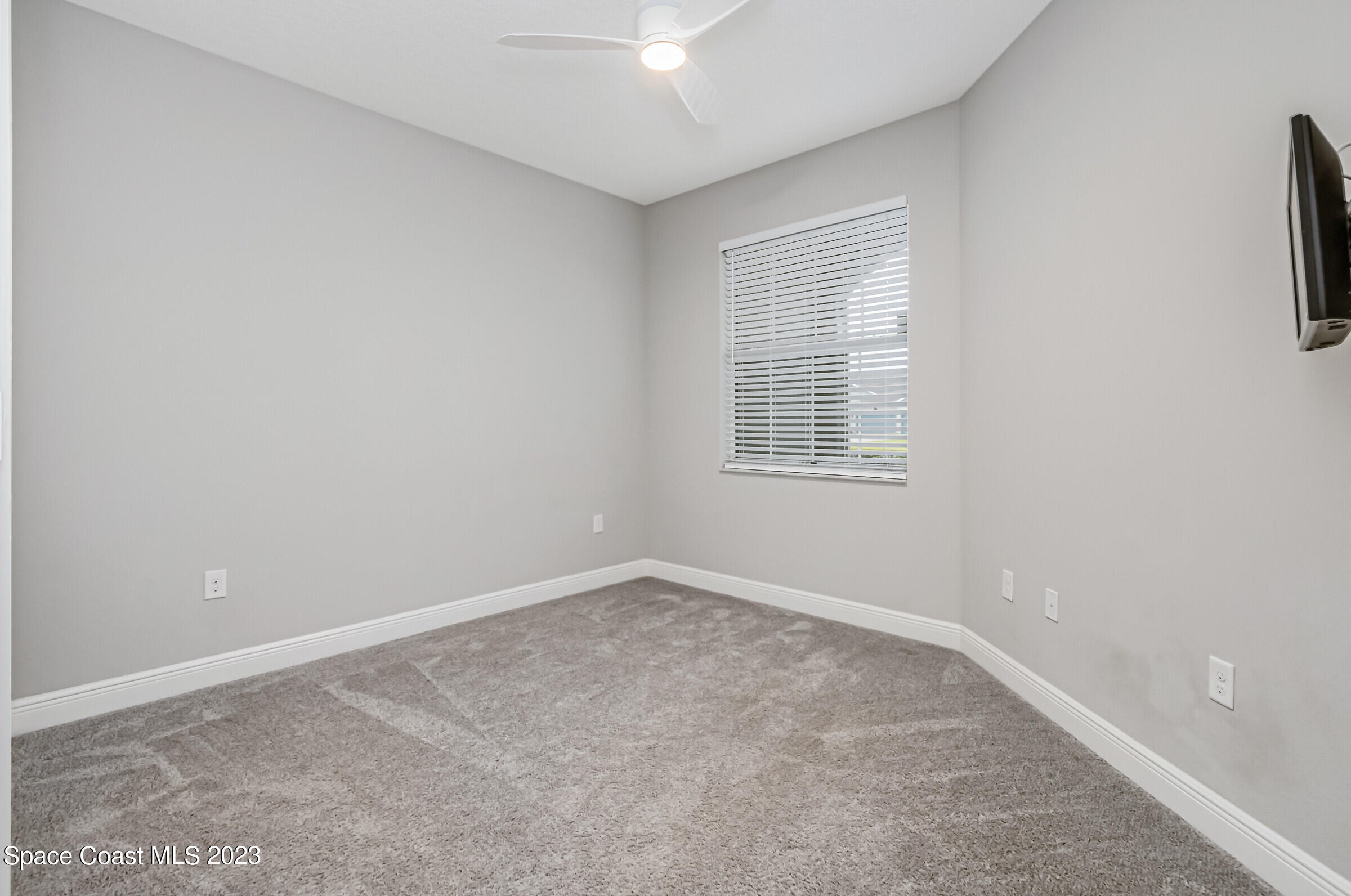 7644 Loren Cove Drive