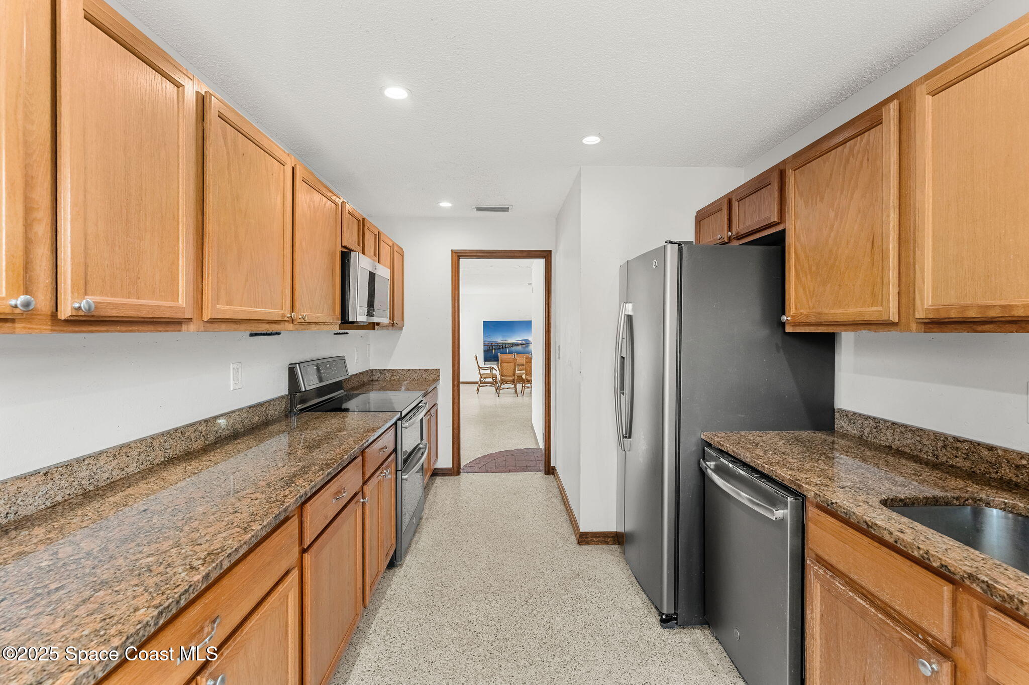 433 Saint Lucia Court