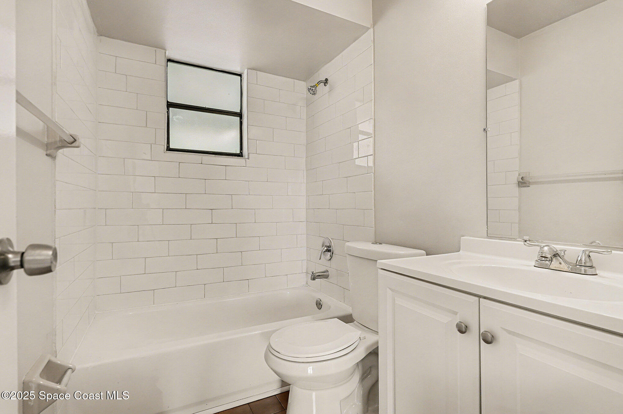 1337 Pakenham Street NW