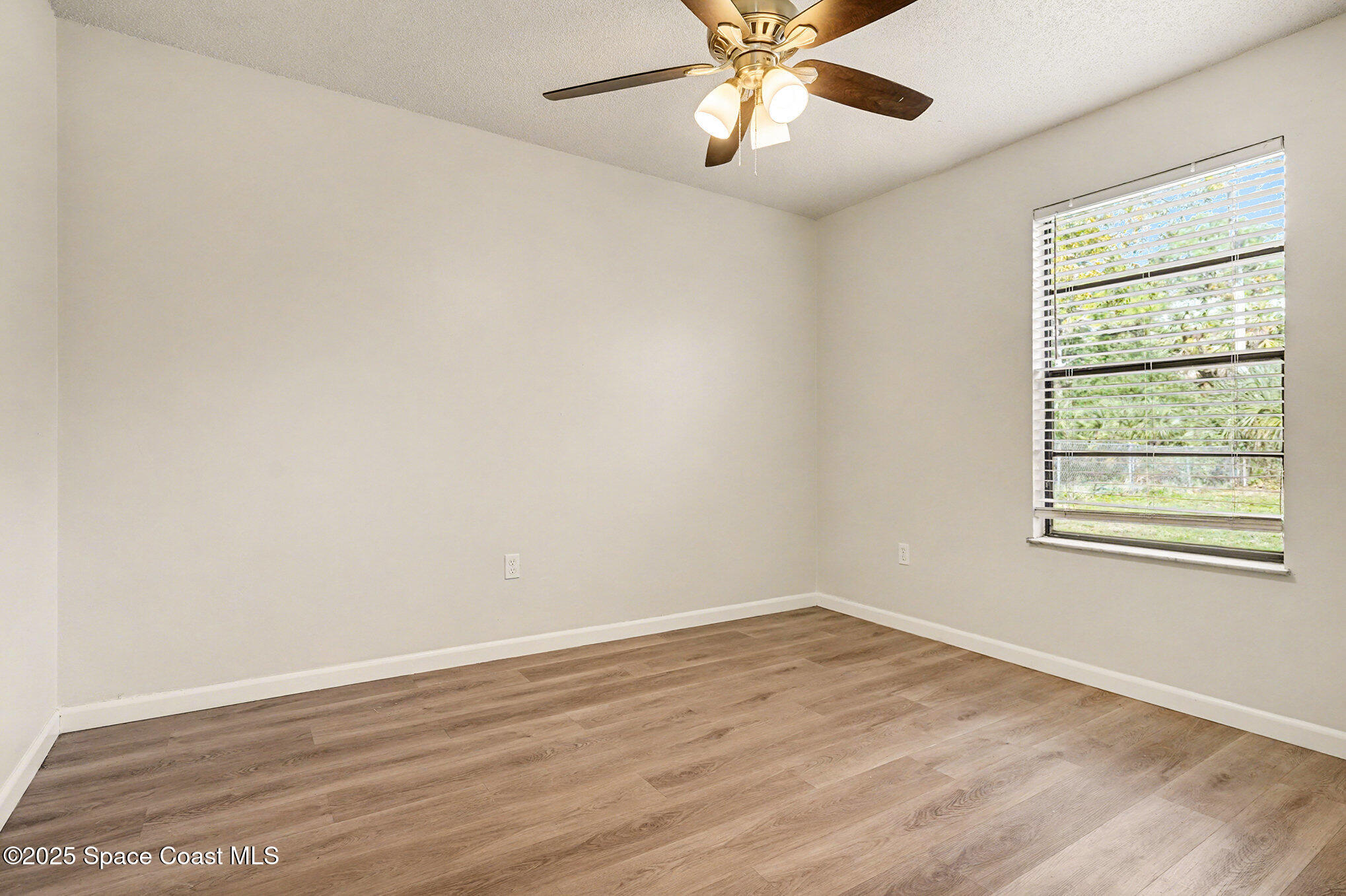 1337 Pakenham Street NW