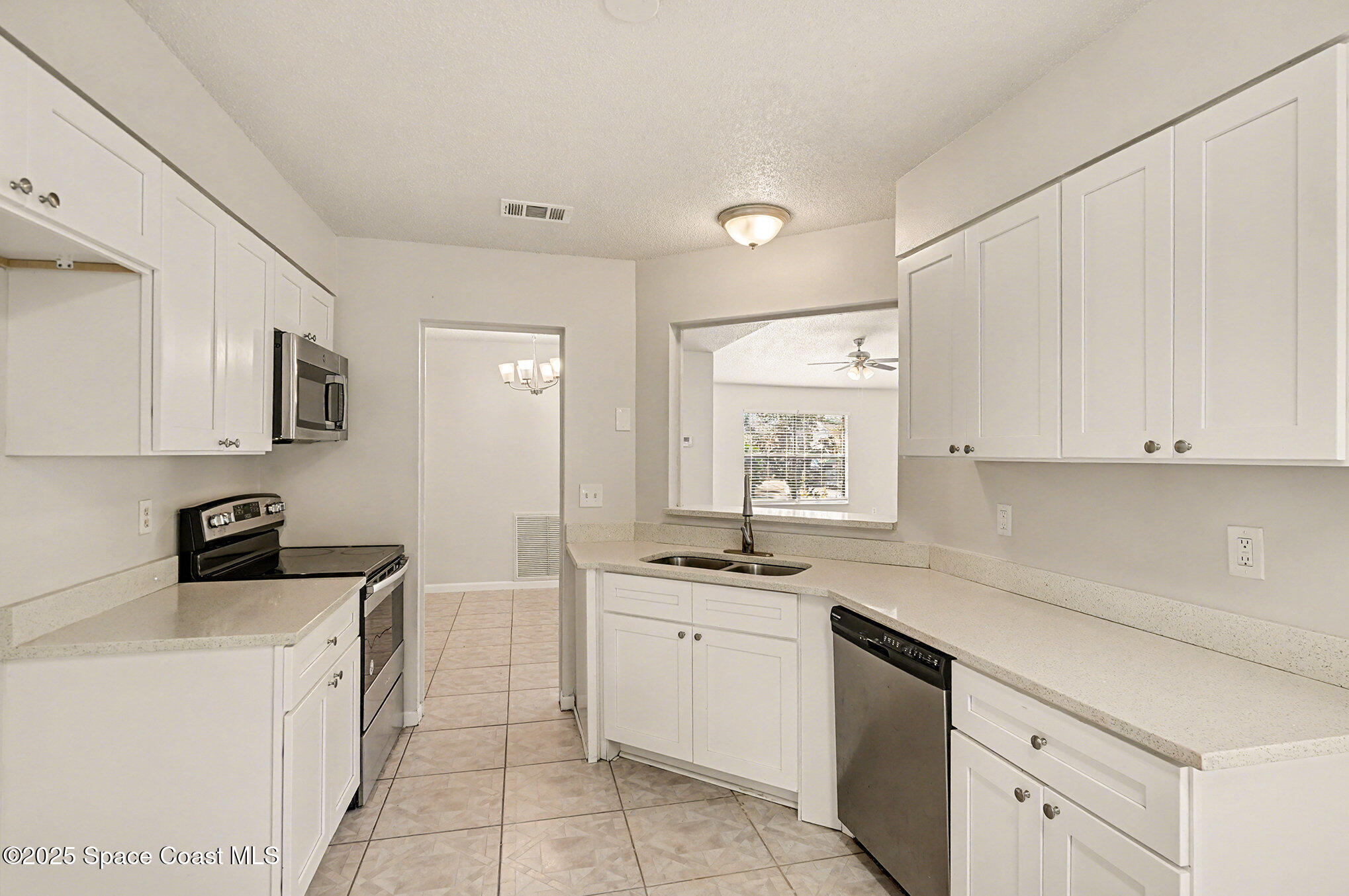 1337 Pakenham Street NW