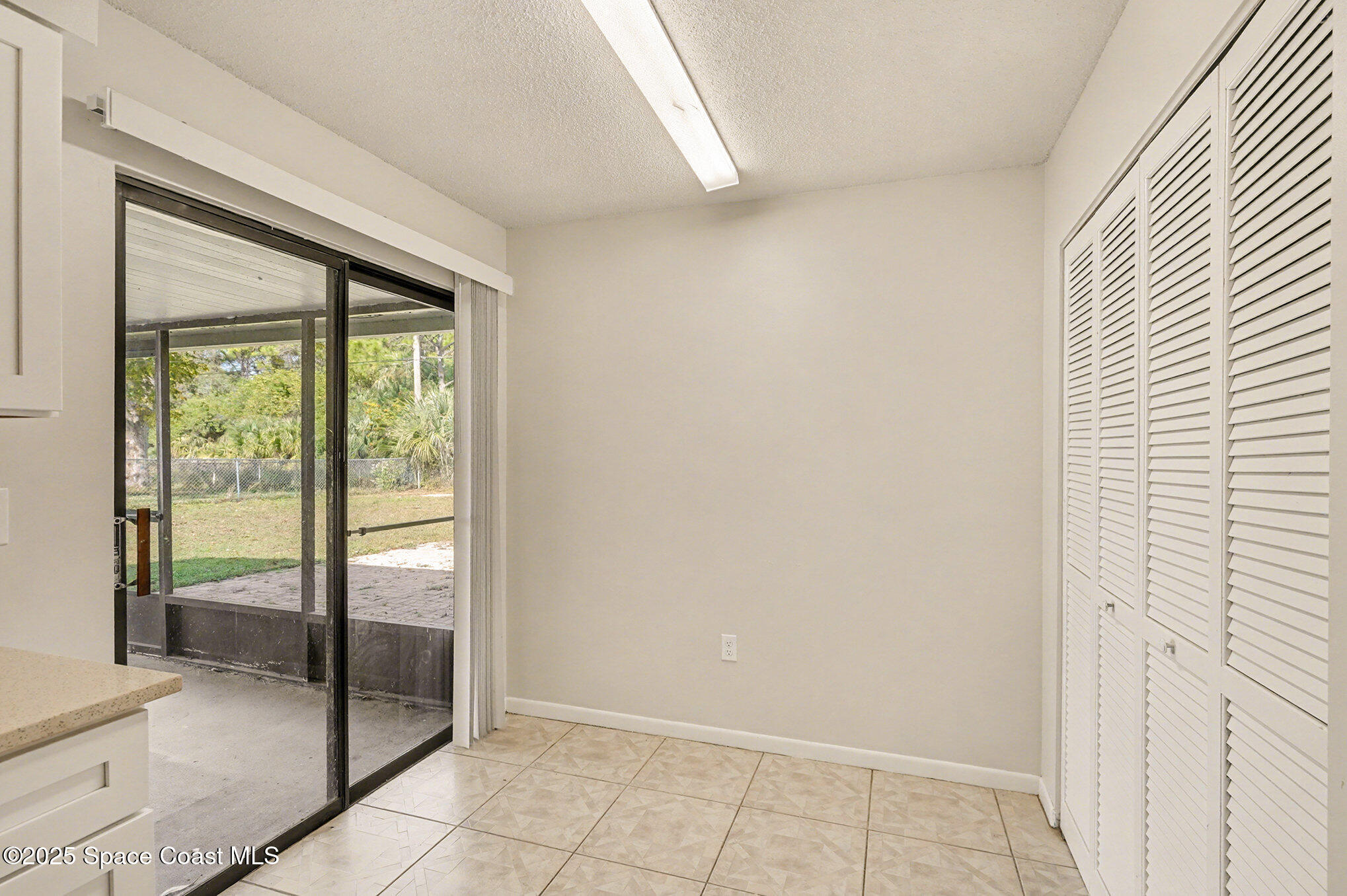 1337 Pakenham Street NW