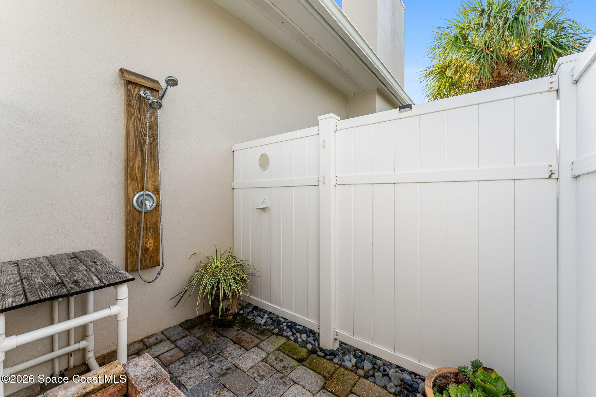 1675 Bay Shore Drive