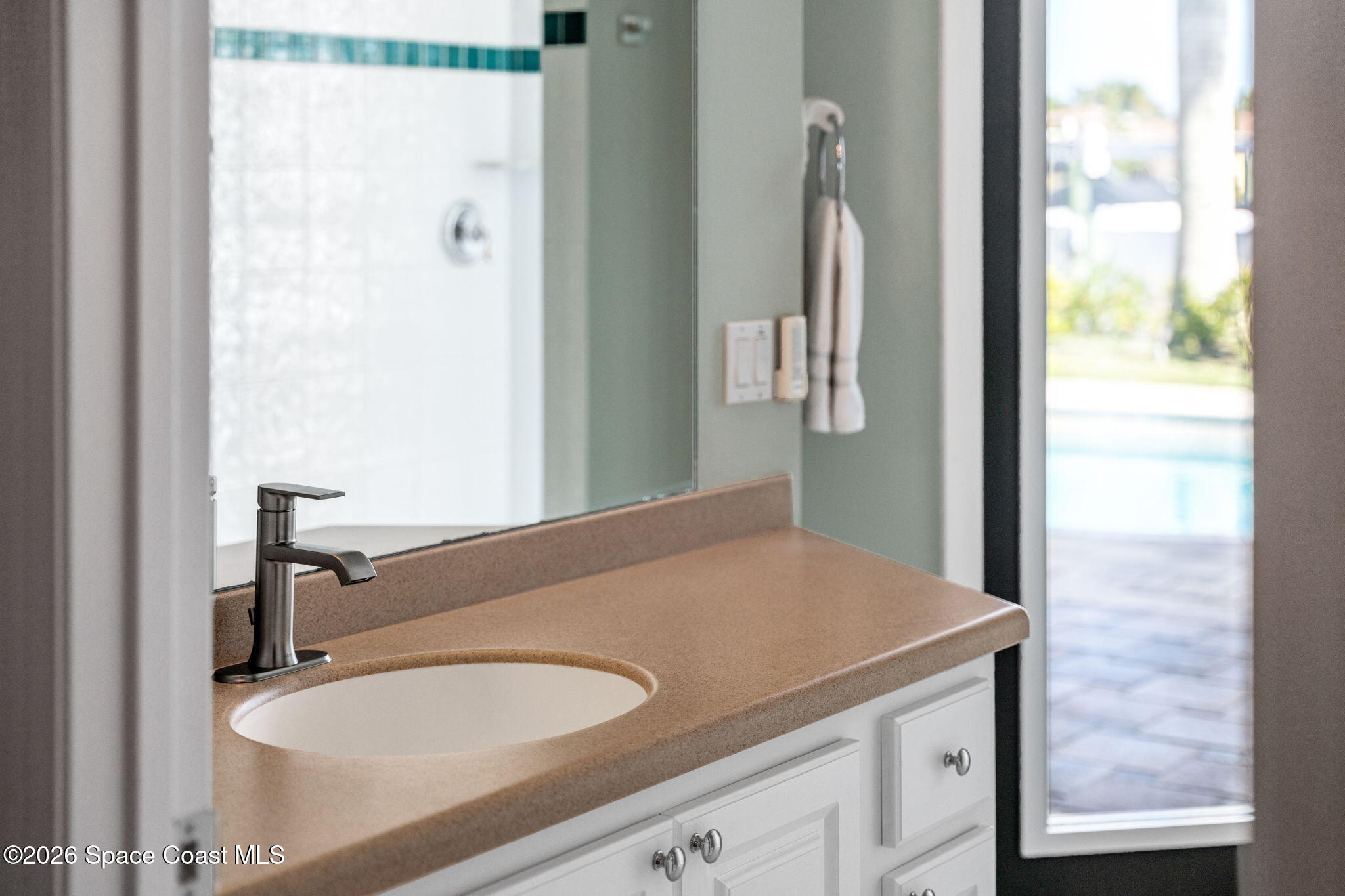 1675 Bay Shore Drive