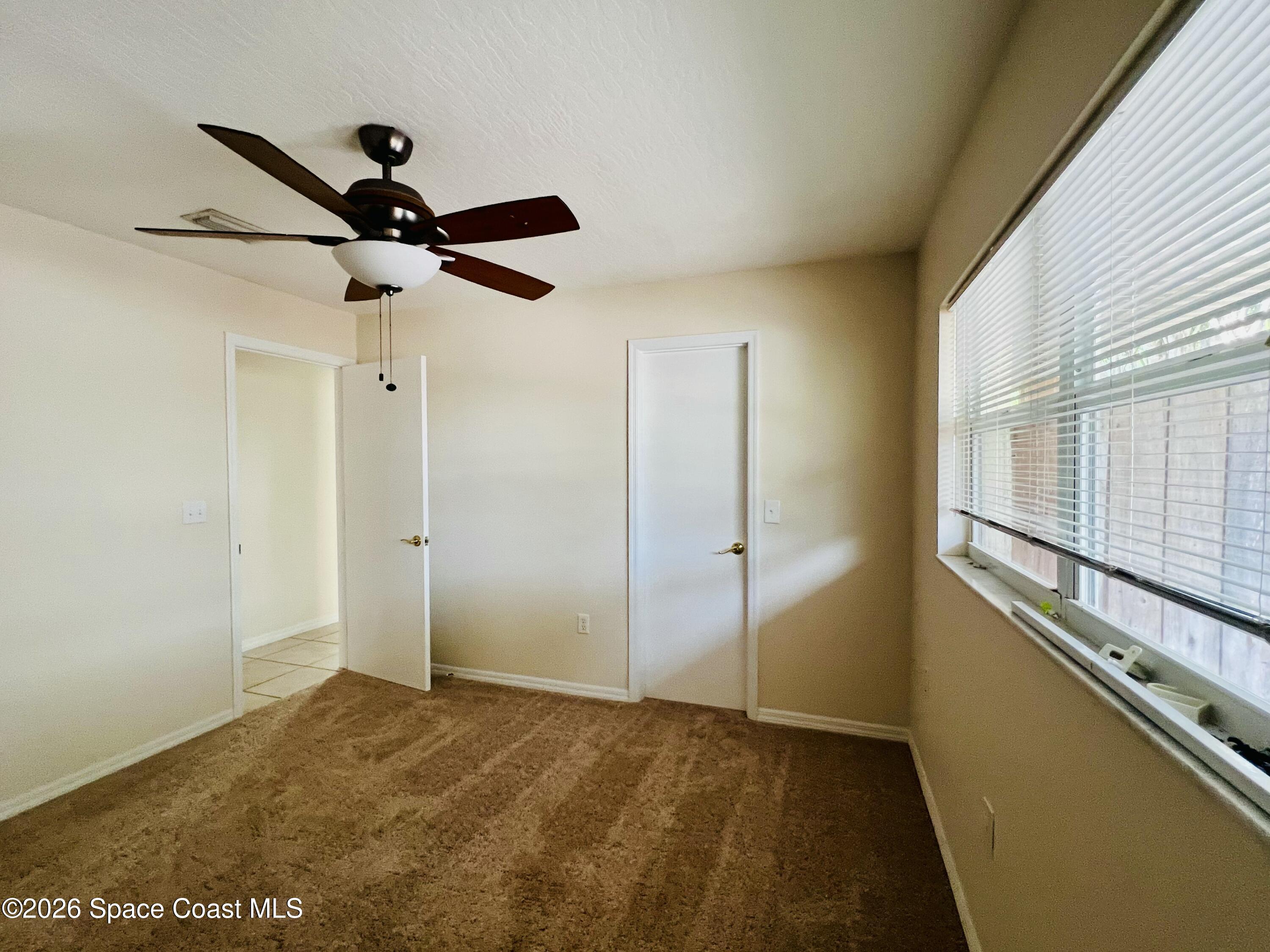 618 Hibiscus Trail W