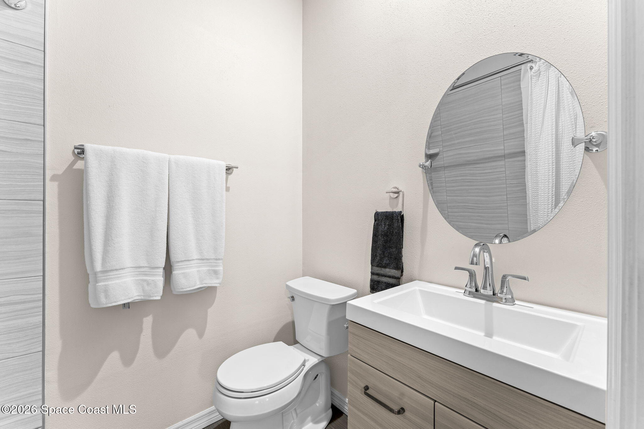 1325 Chase Hammock Road