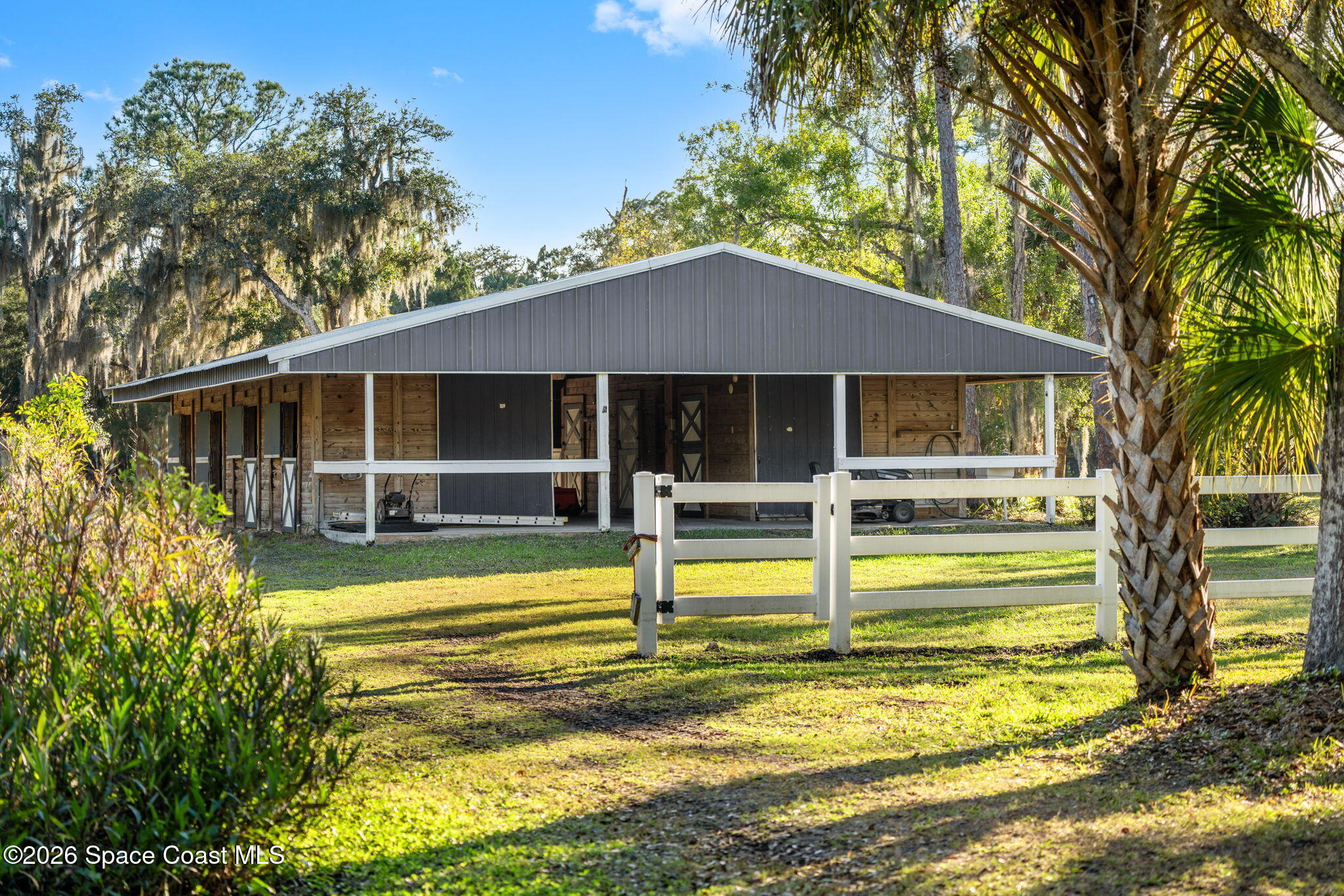 1325 Chase Hammock Road