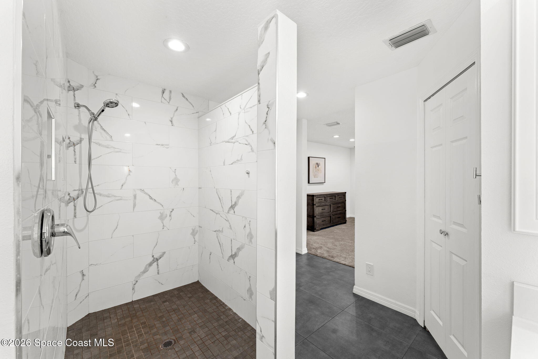 1325 Chase Hammock Road