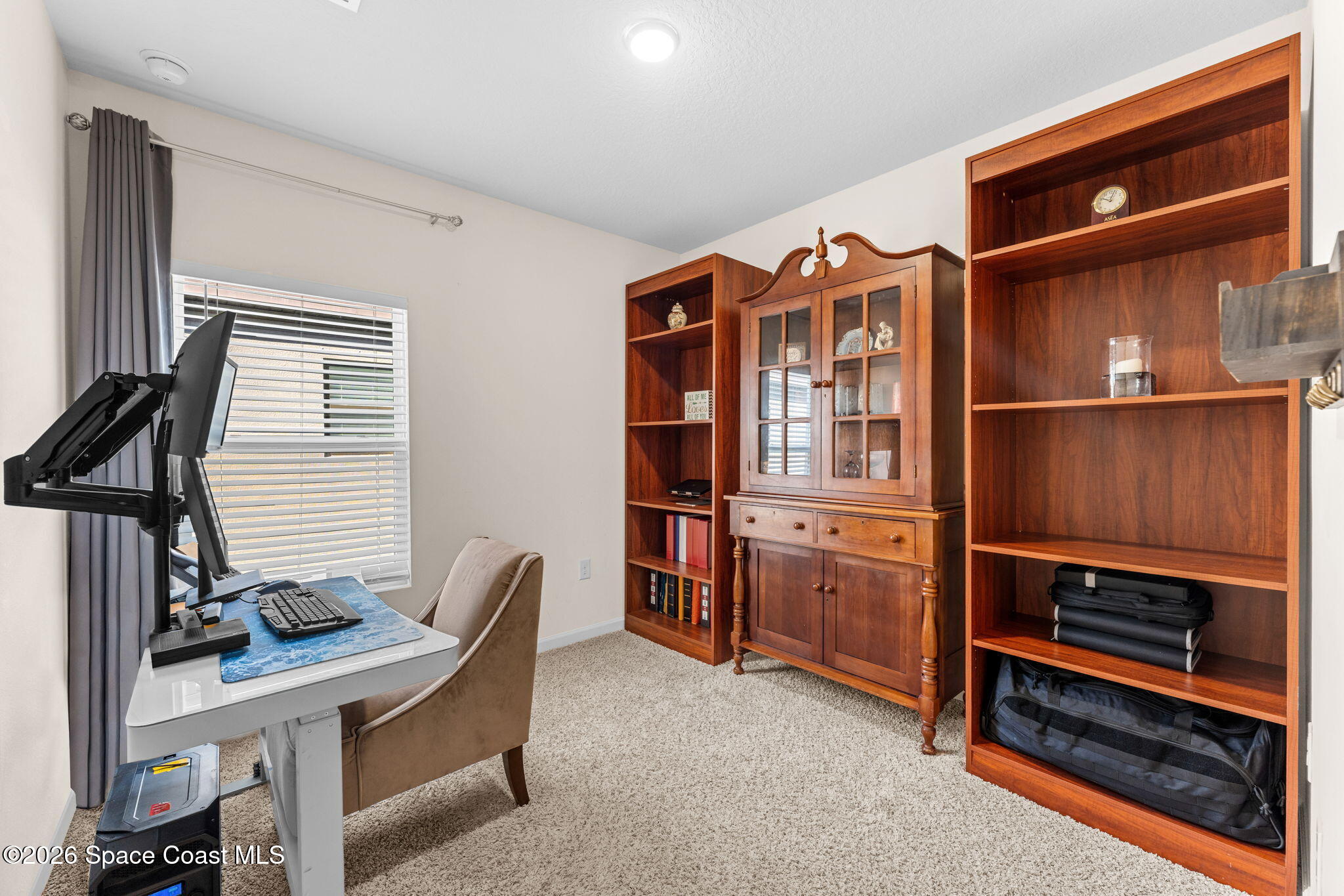 4049 Alligator Flag Circle