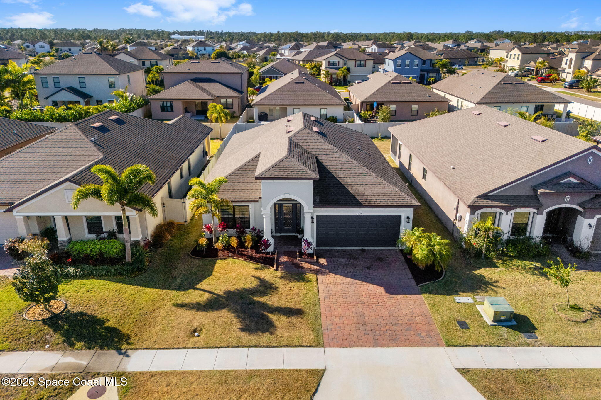 4049 Alligator Flag Circle