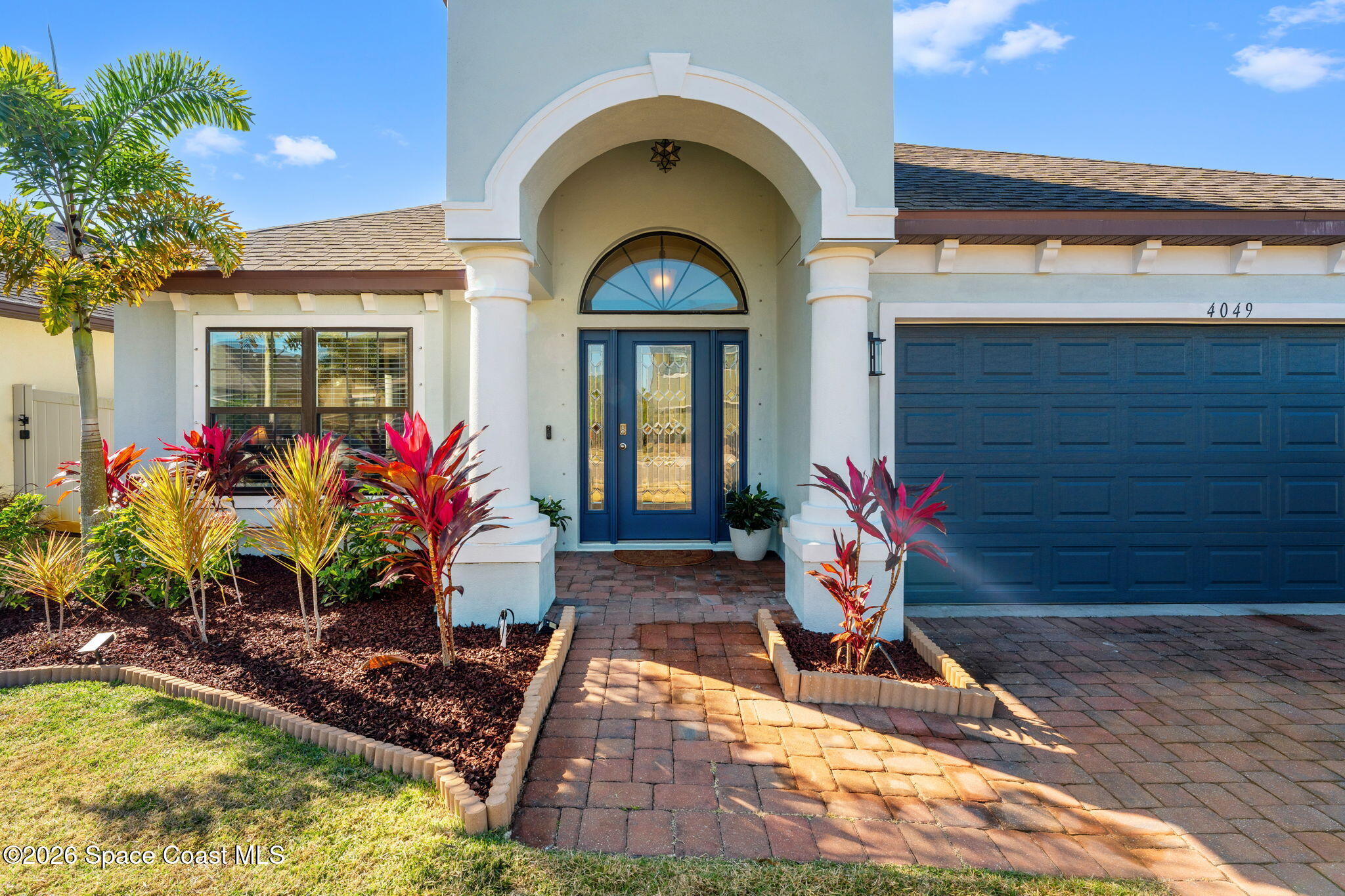 4049 Alligator Flag Circle