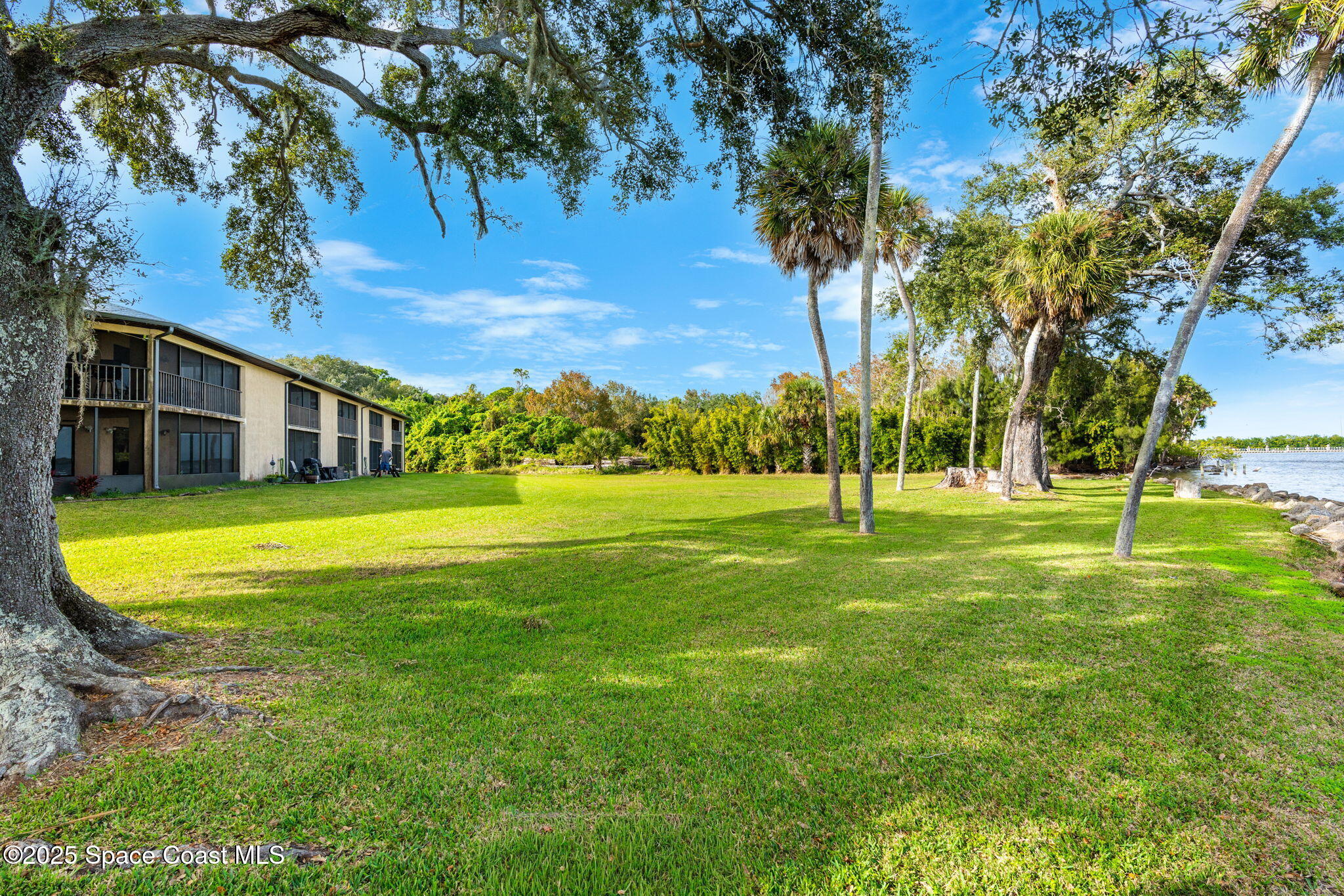 100 Canebreakers Drive 208