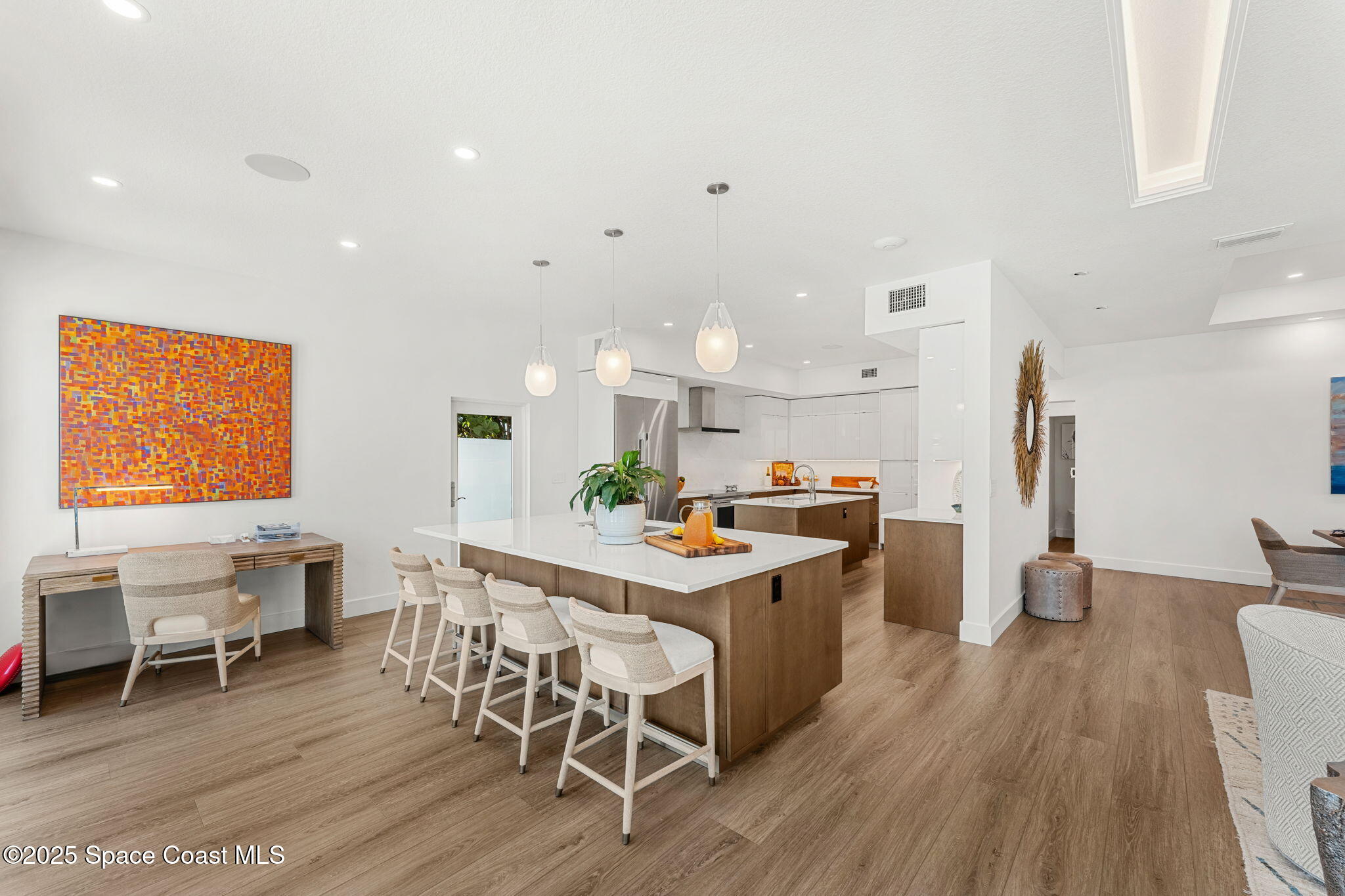 1081 S Atlantic Avenue