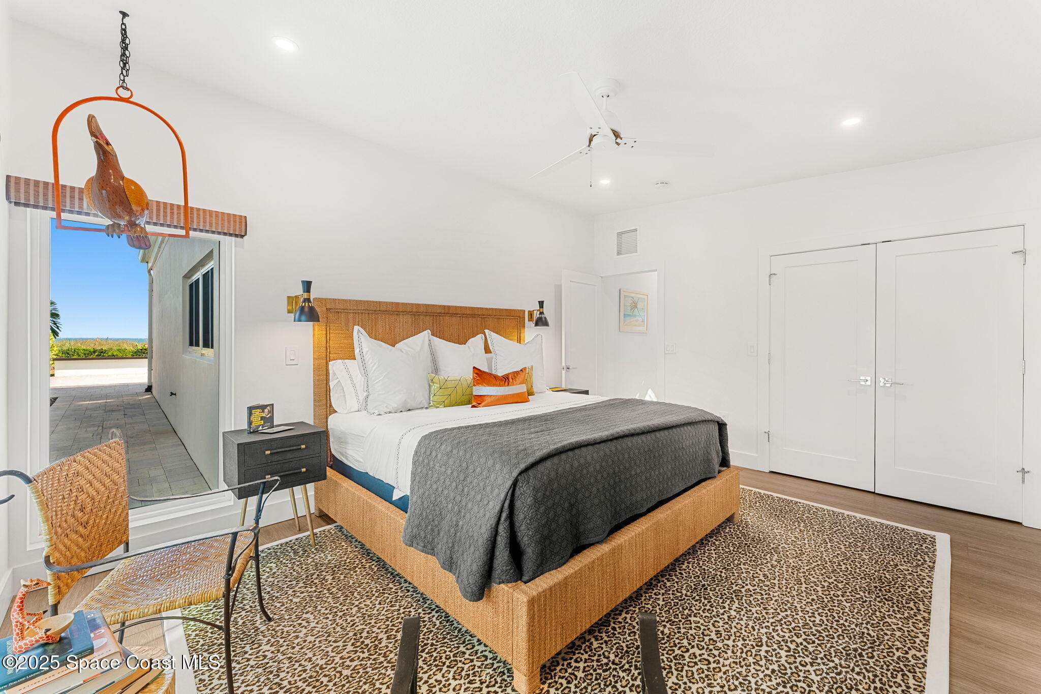 1081 S Atlantic Avenue