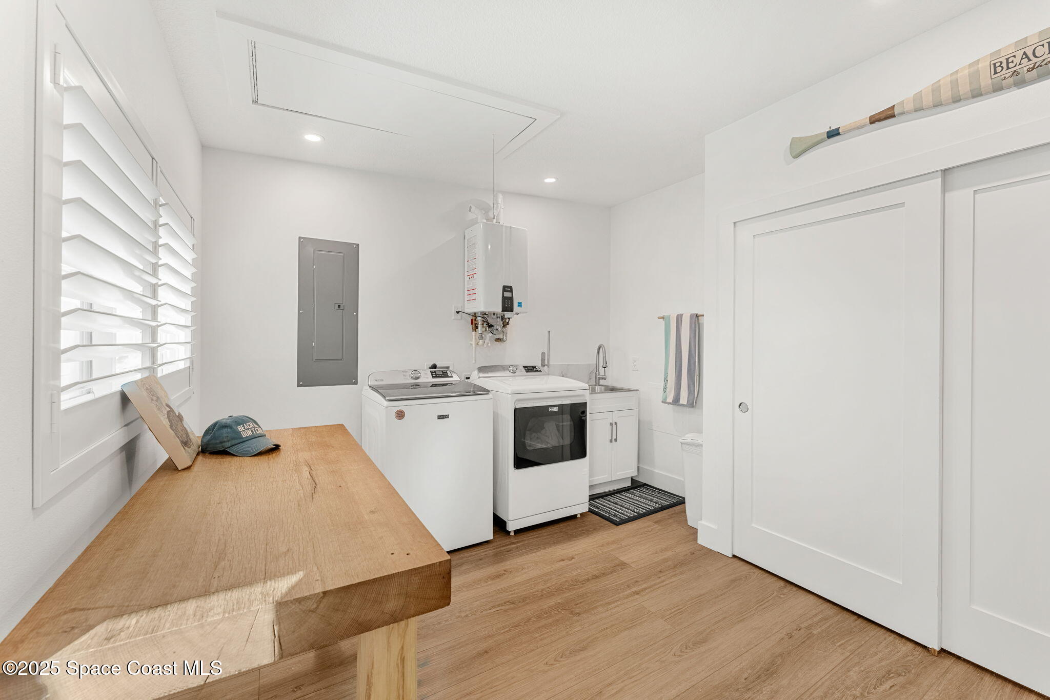 1081 S Atlantic Avenue