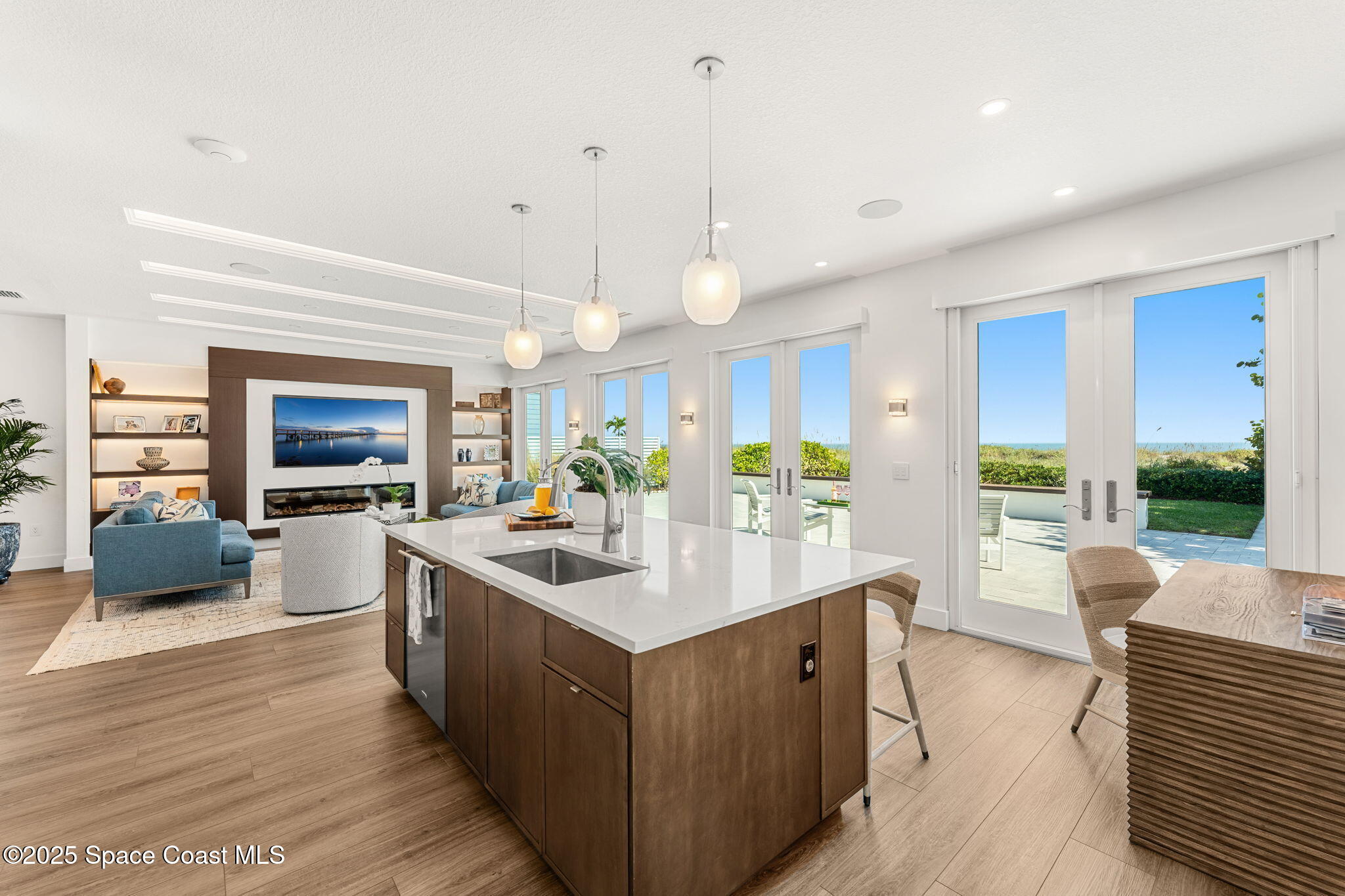 1081 S Atlantic Avenue