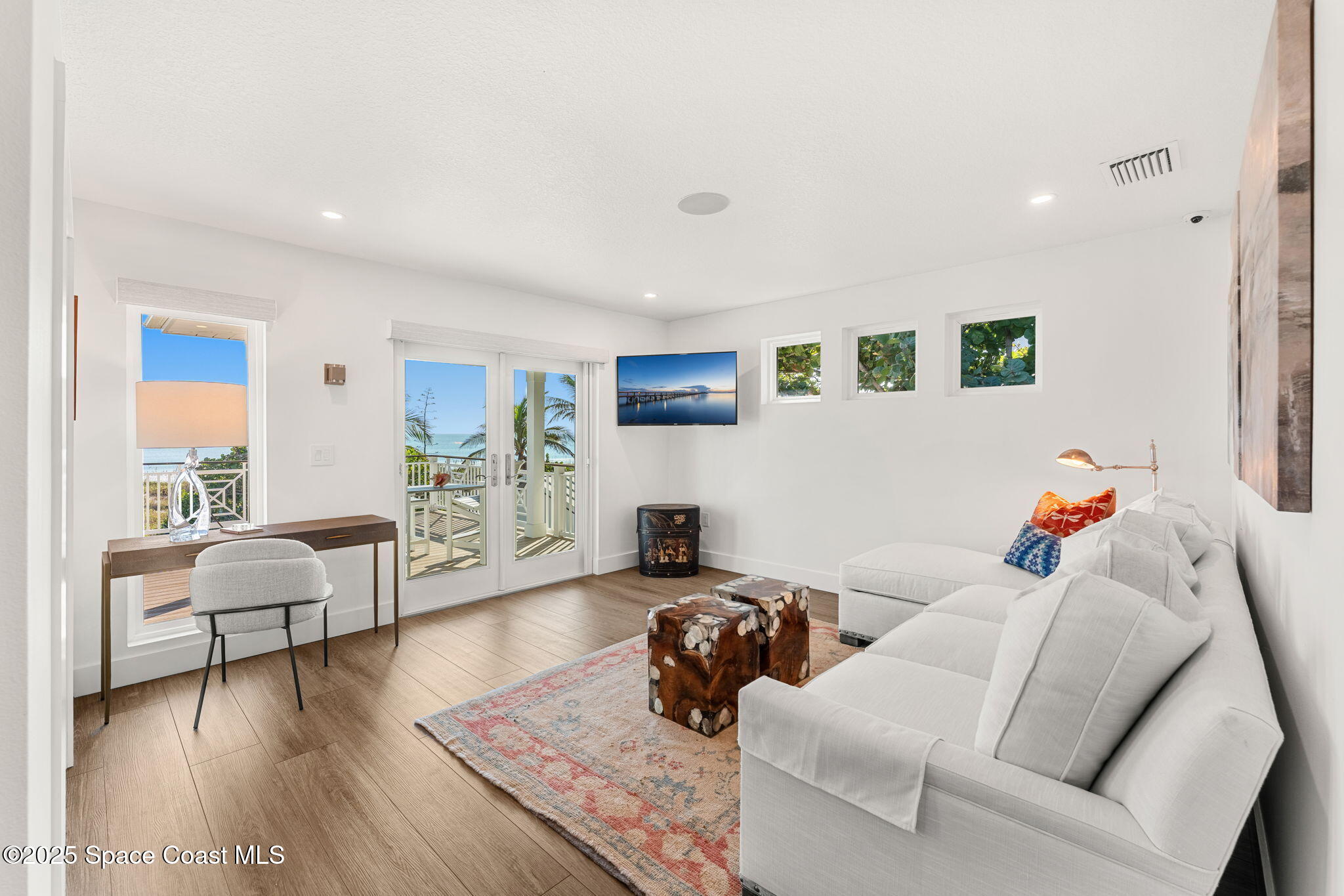 1081 S Atlantic Avenue