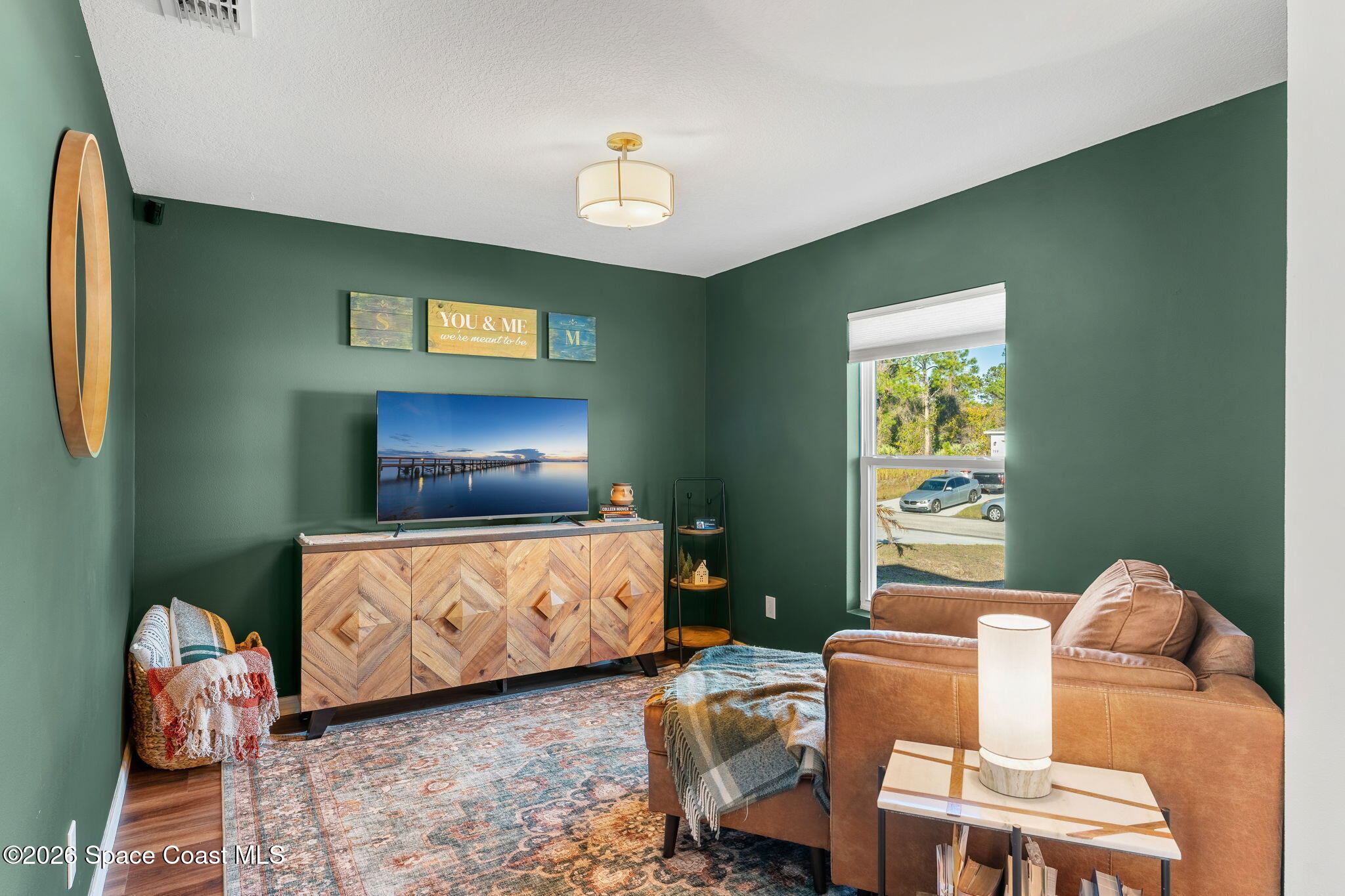 714 Daysland Avenue SW