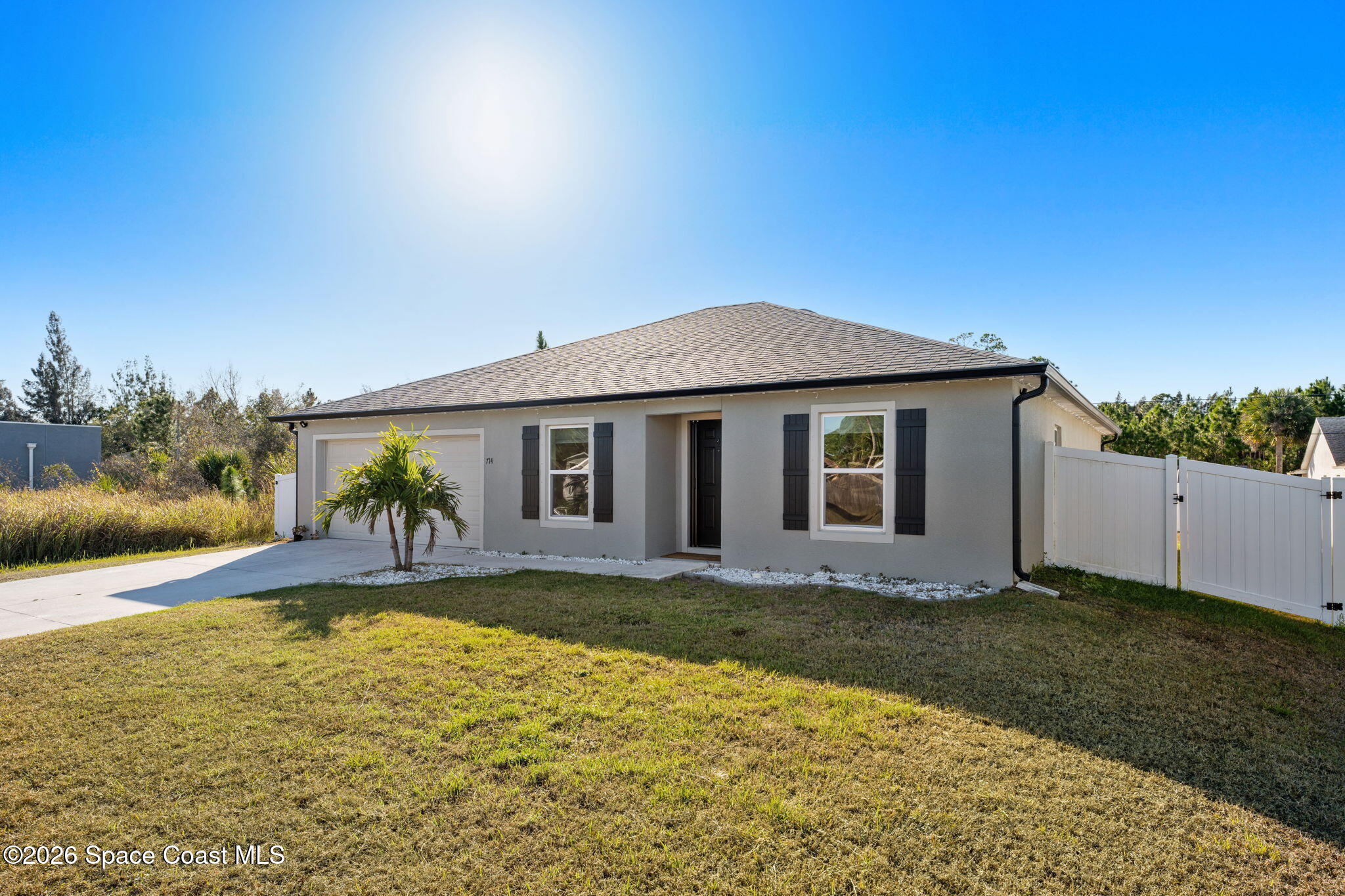 714 Daysland Avenue SW