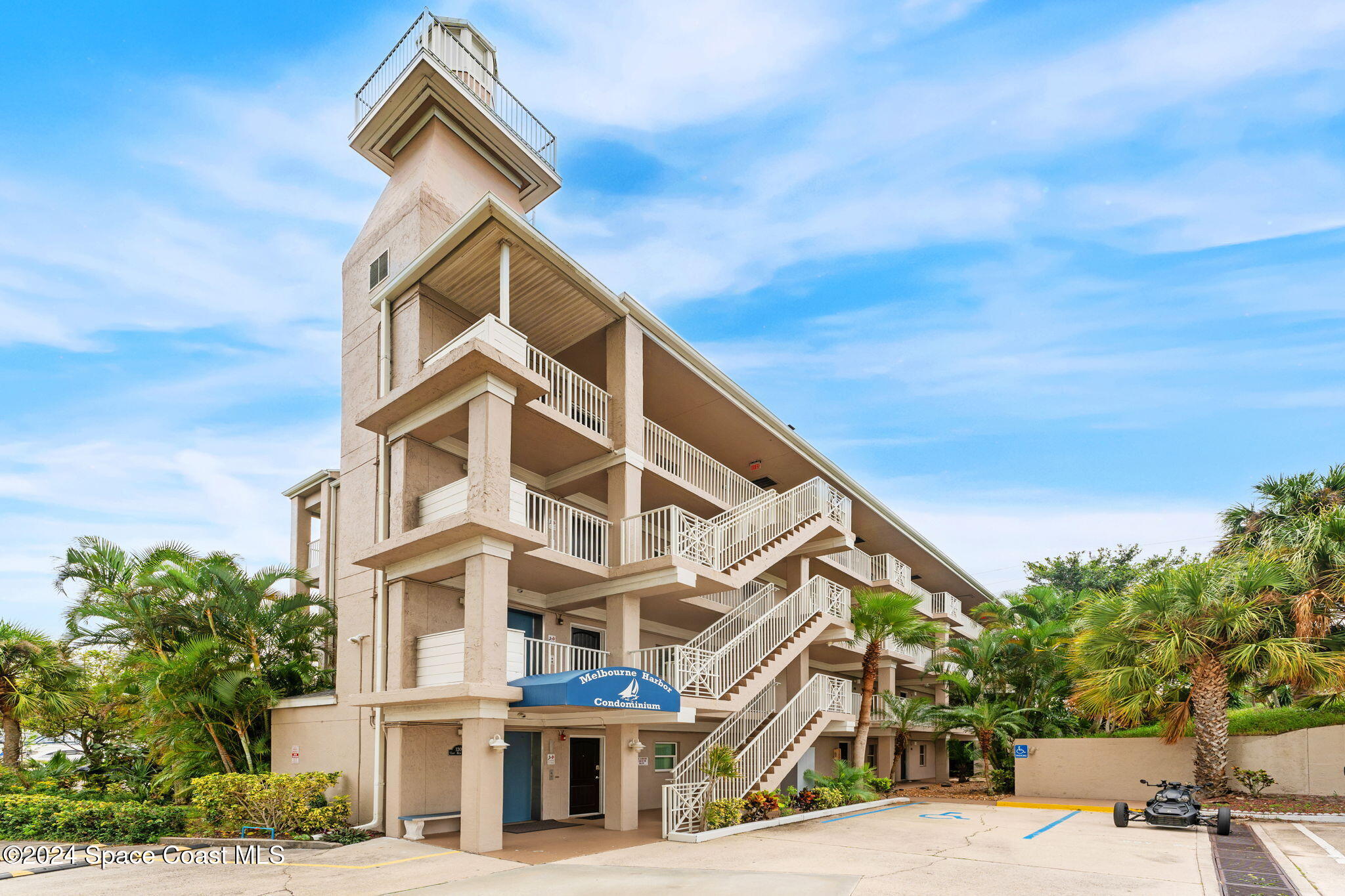 1209 E New Haven Avenue 301