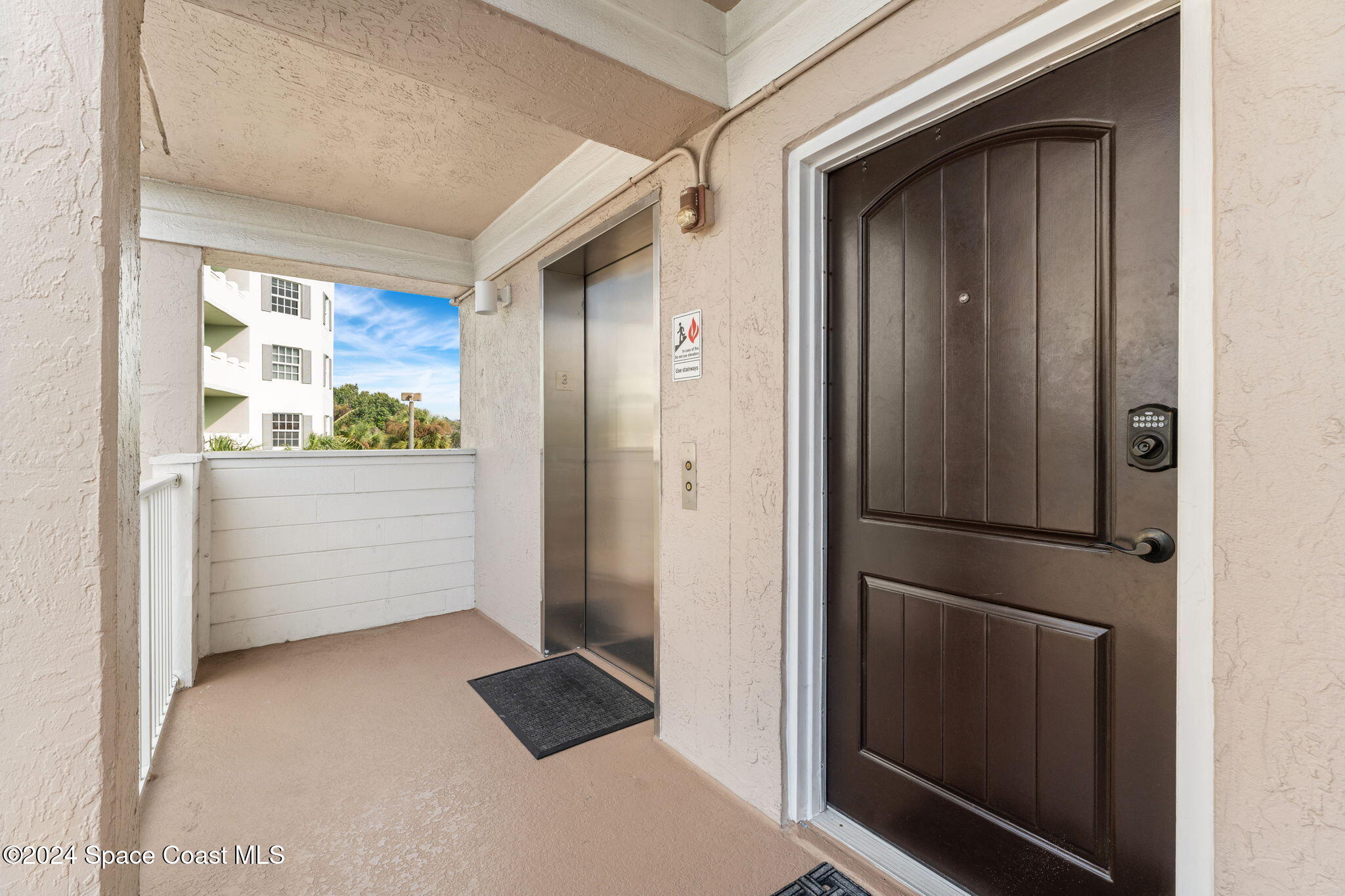 1209 E New Haven Avenue 301