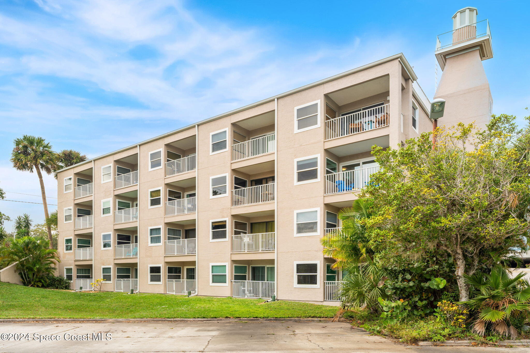 1209 E New Haven Avenue 301