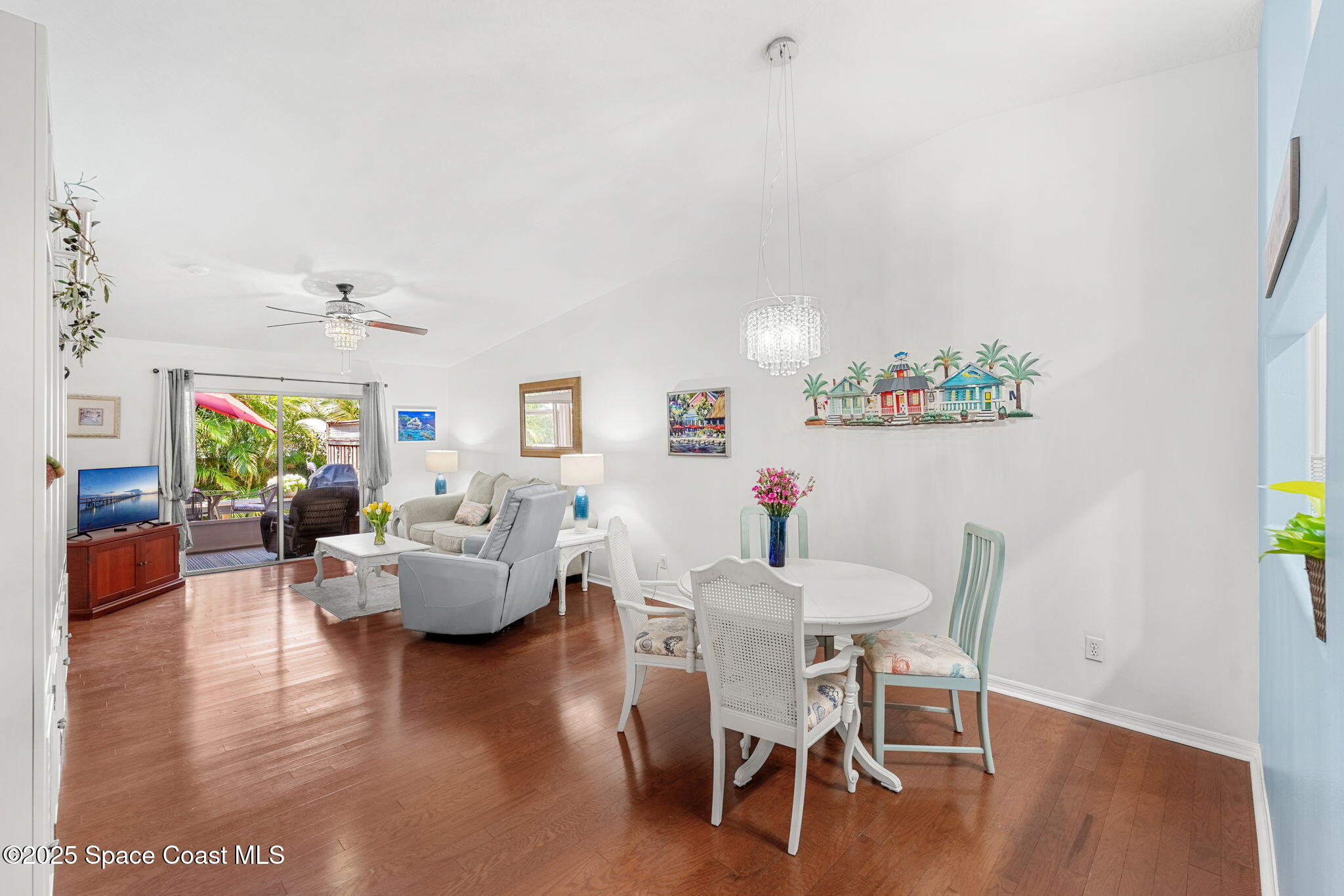 70 Coral Sea Way 25