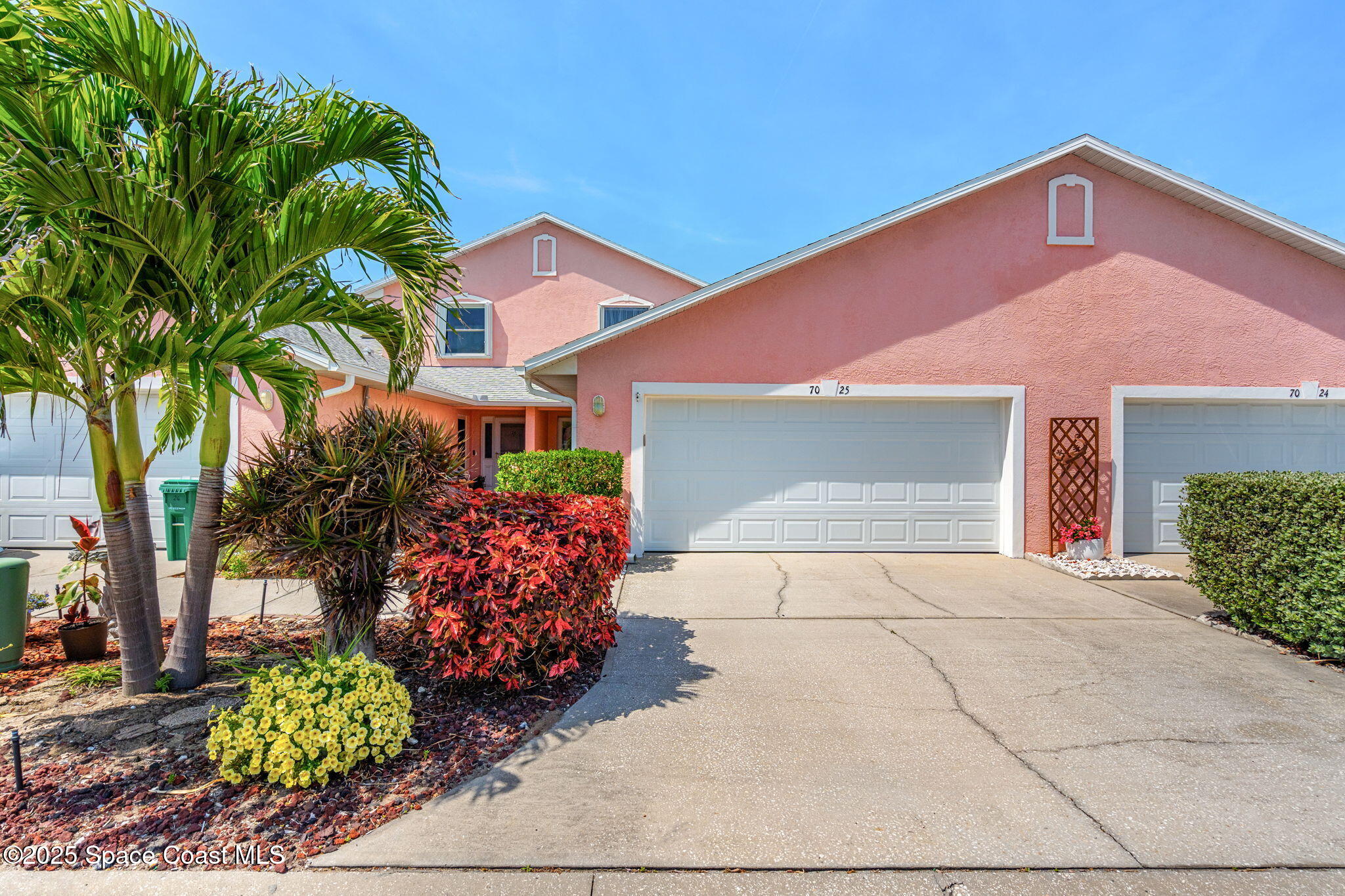 70 Coral Sea Way 25